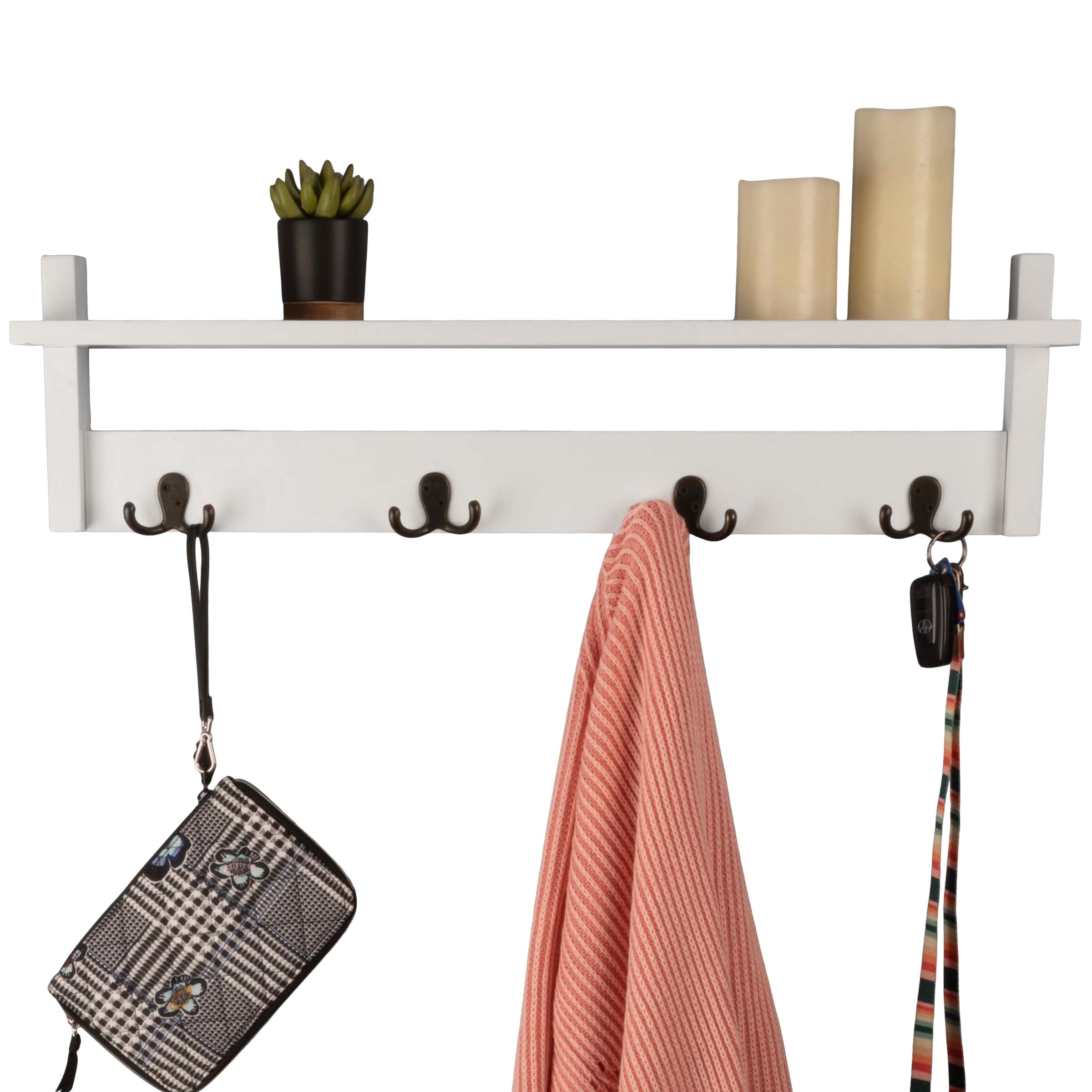 Porte-manteau mural blanc avec étagère pour éliminer le désordre dans votre couloir