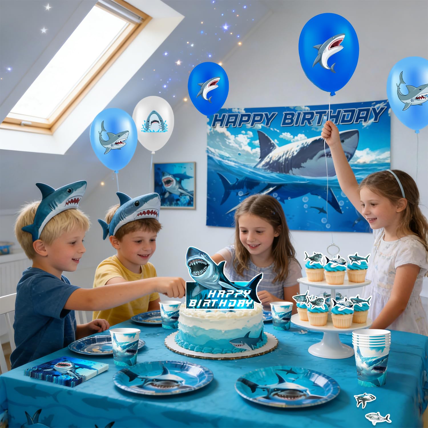 Generisch Hai Party Dekoration Set für 10 Gäste Kindergeburtstag Junge | Pappteller, Tischdecke, Luftballons, Partygeschirr, Unterwasserwelt Deko