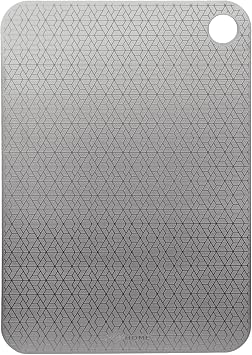Paslanmaz Çelik Kesme Tahtası Yüzey Işlemeli 1mm Kalınlık, 18x24 cm Yıkanabilir, Gıda Temasına Uygun