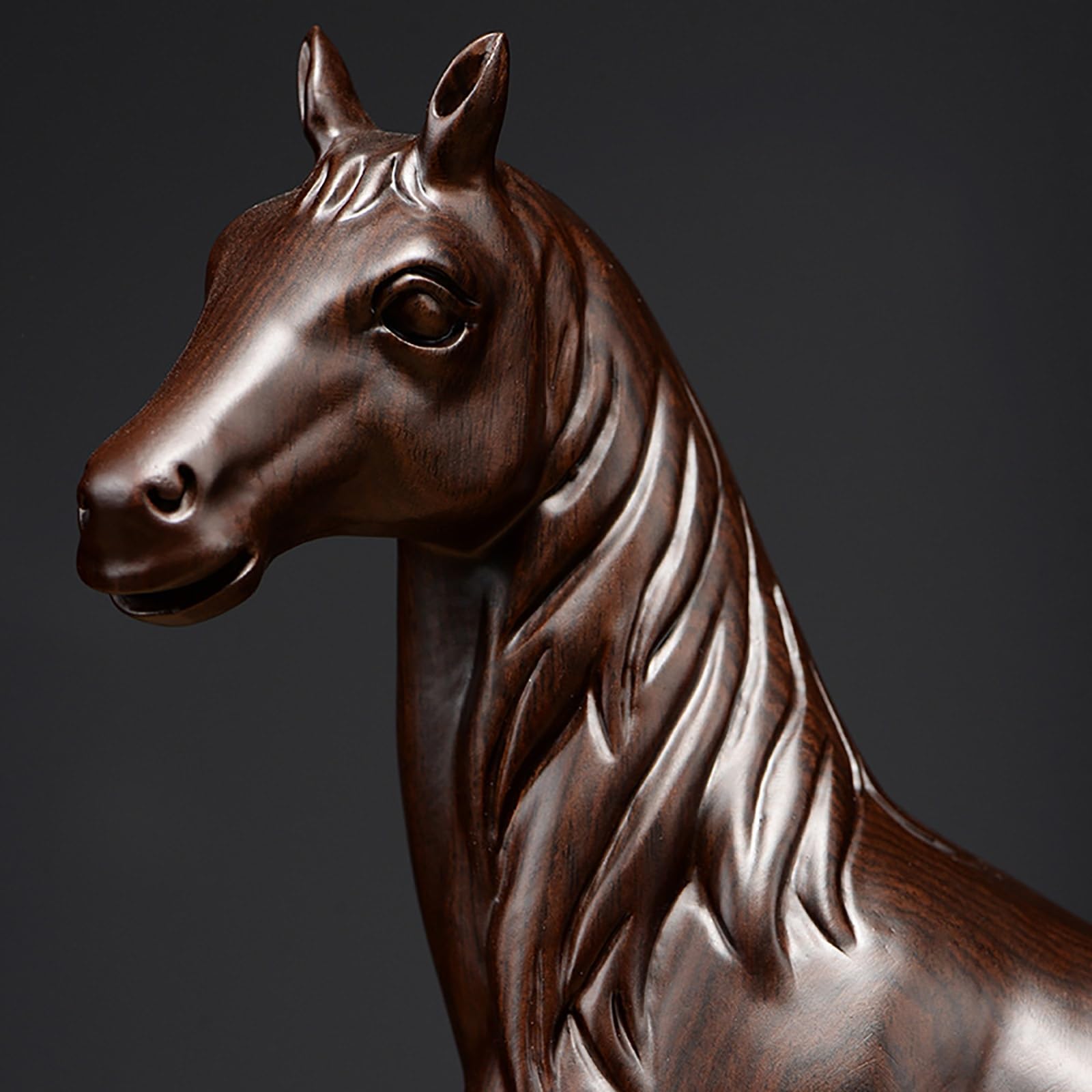 Amazon.co.jp: ブラックエボニーの木彫りの馬の置物、成功の象徴