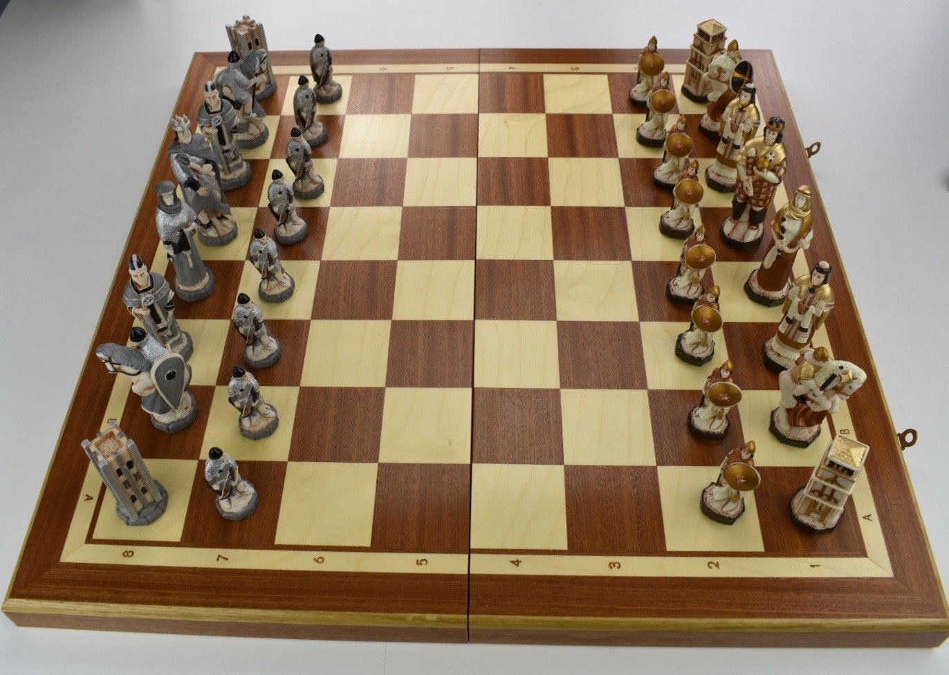 Woodeeworld Large Marble England Chess Set 60 x 60 Hand Painted