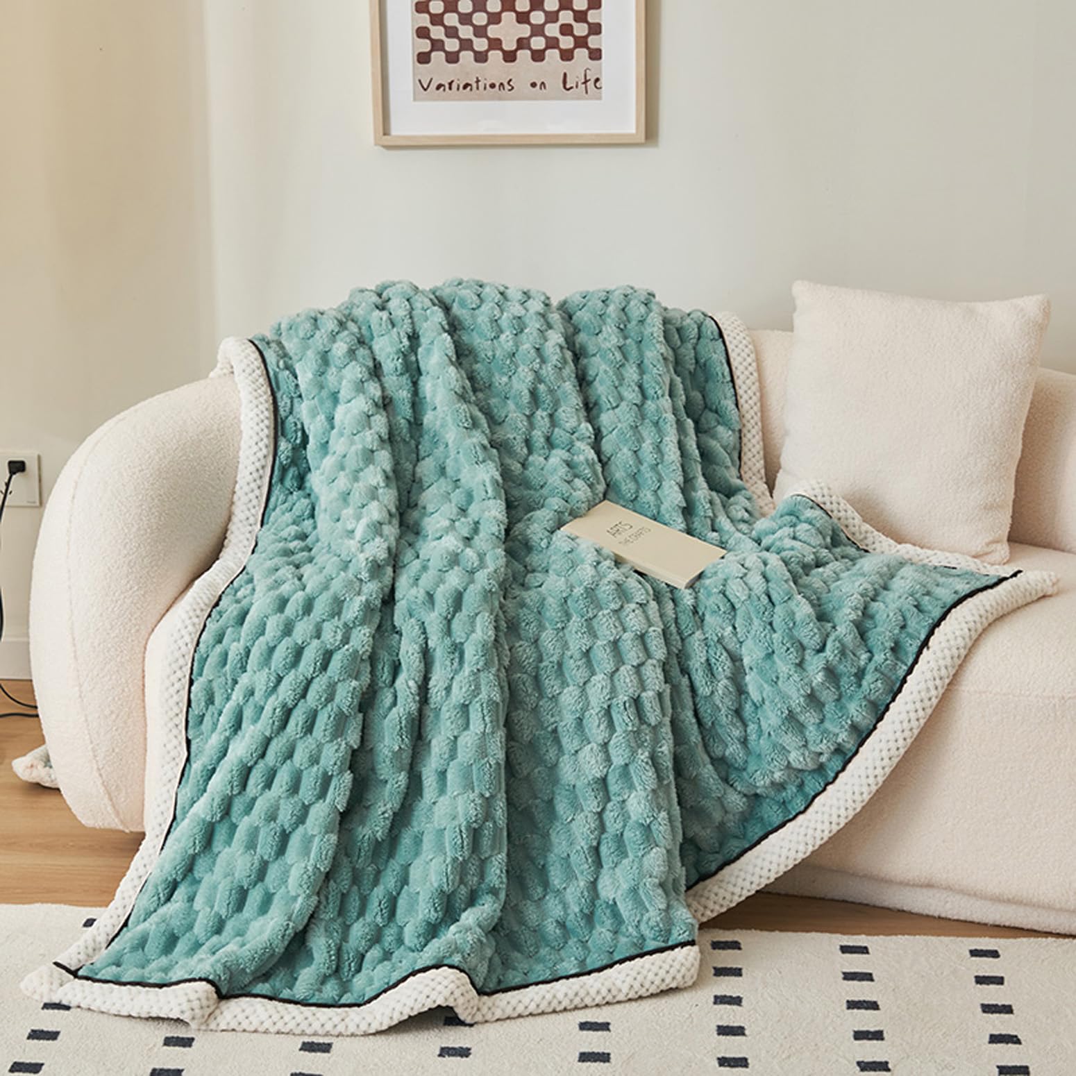 LGYKUMEG Green Fluffy Blanket, Elegant Cozy Faux Fur Decorative Throw Blanket