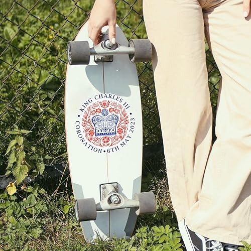 Miniatura 3 de Azeeda Large 210mm 'King Charles Coronation Emblem' Permanent Sticker Decal for CarsWindowsBinsWalls etc (DW00083794)