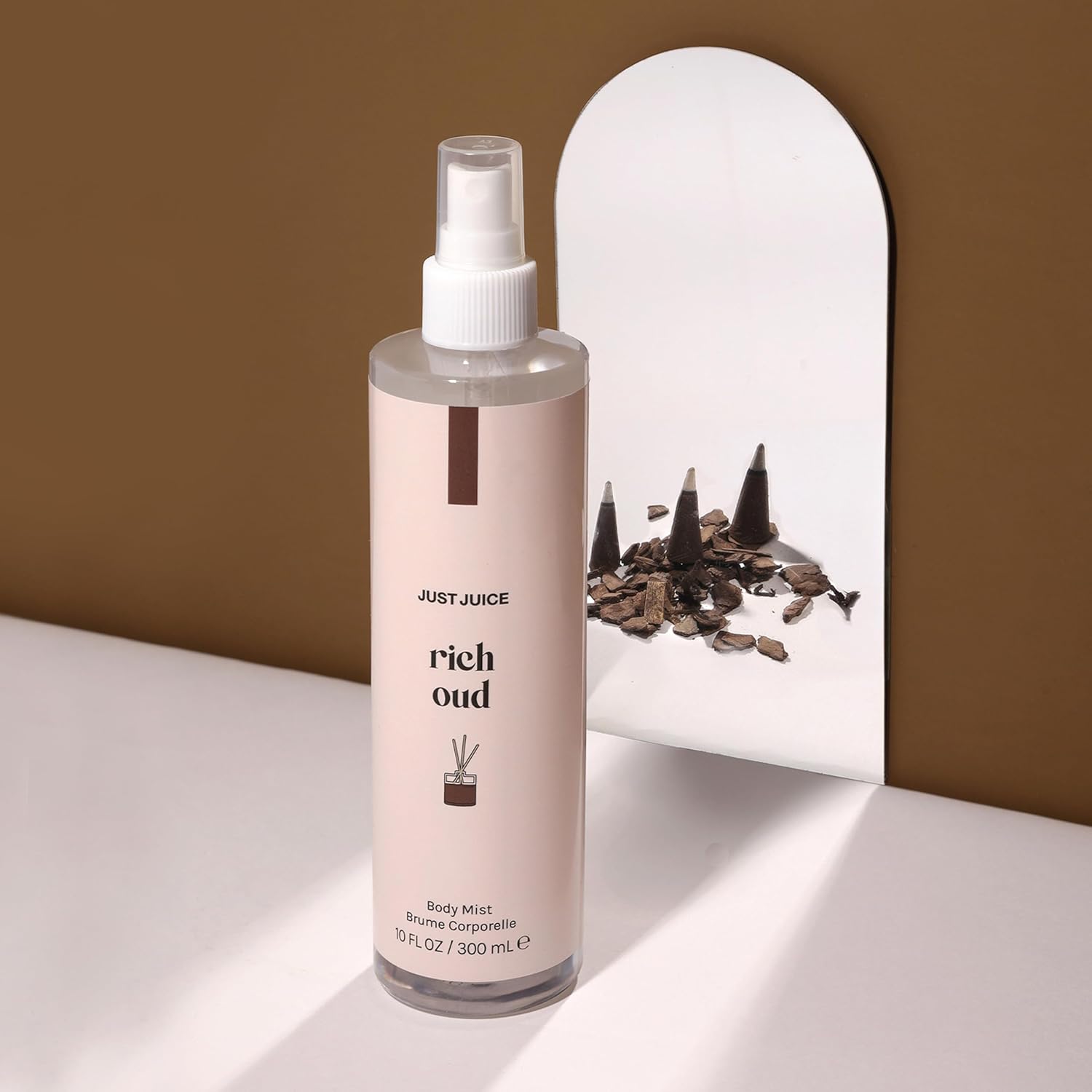 Just Juice Rich Oud - Oud Body Spray for Women and Men - Bergamot, Saffron, and Amber Body Mist - Rich and Woody Scent - 10.14 oz - Image 5