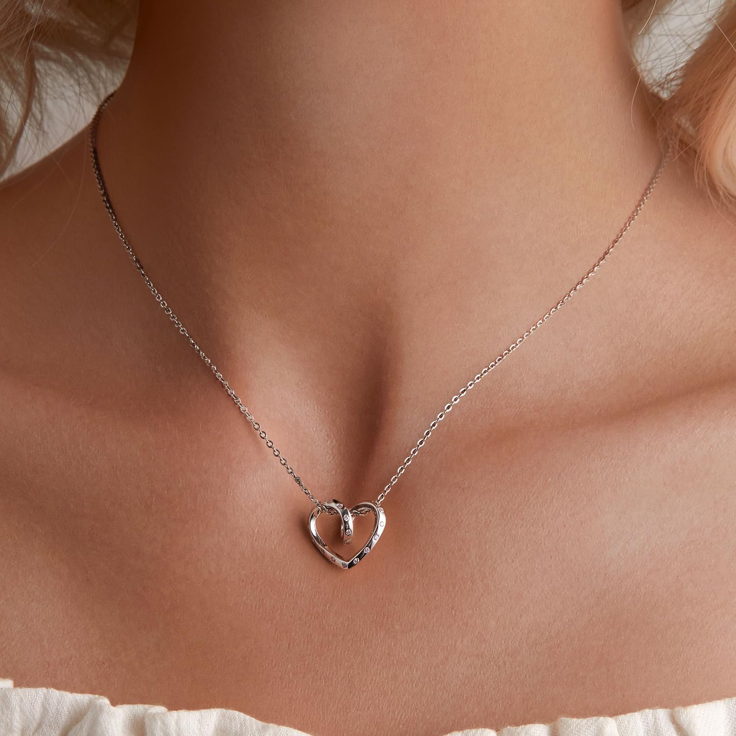 Unendlichkeits-Liebes-Herz-Halskette – Halskette mit Unendlichkeits-Herz-Anhänger aus Sterlingsilber für Frauen und Freundinnen zum Valentinstag