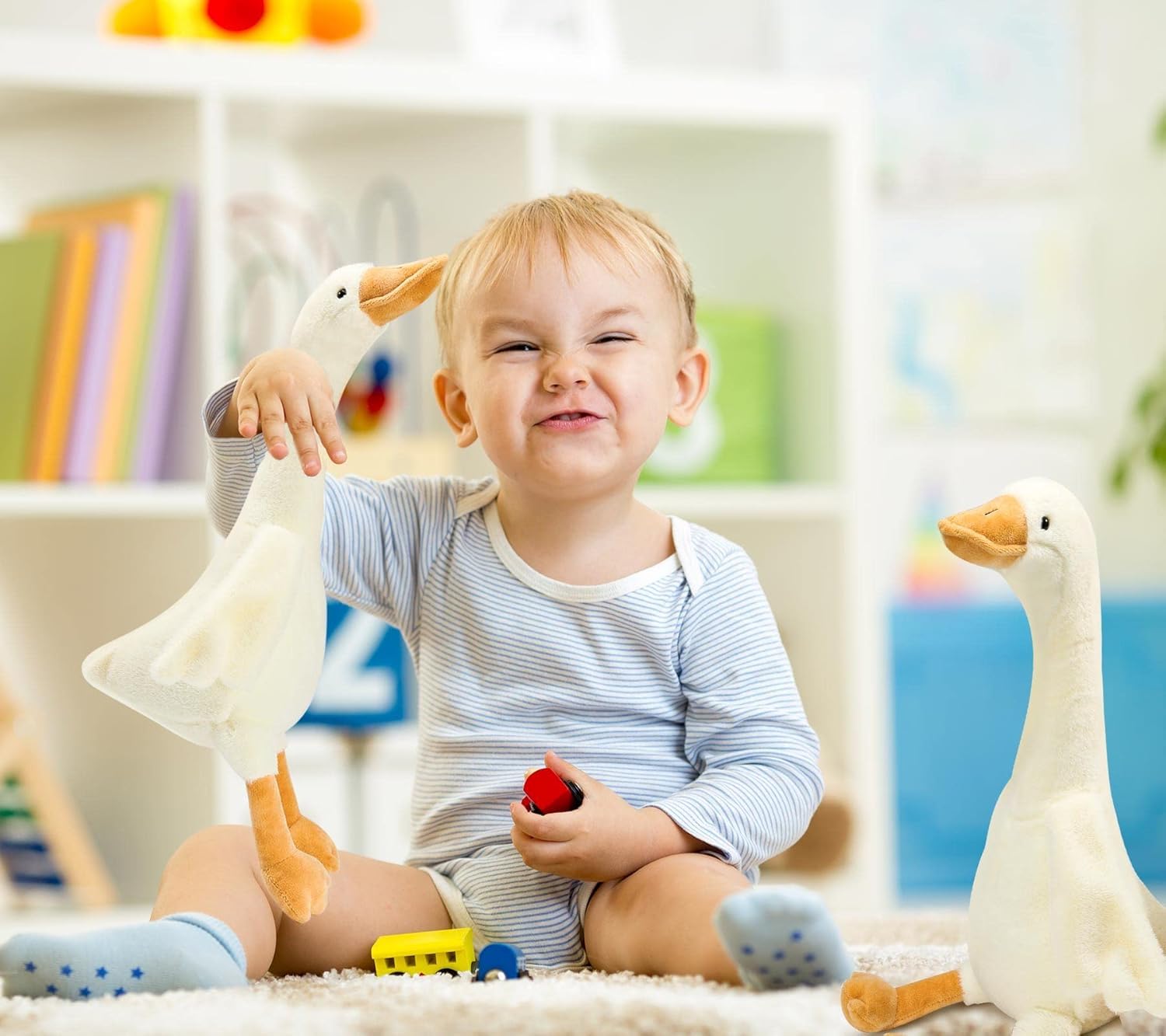 Goose Stuffed Animal Home Decoration Set - 19.7 Inch Cute Duck Plush Toy, Goose Plush Soft Swan Hugging Pillow, Gift for Kids Friends, White - Image 6