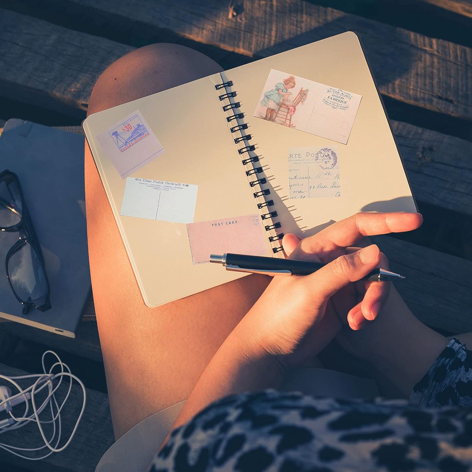 1160 Pieces Vintage Scrapbook Paper Supplies Journaling Paper Supplies