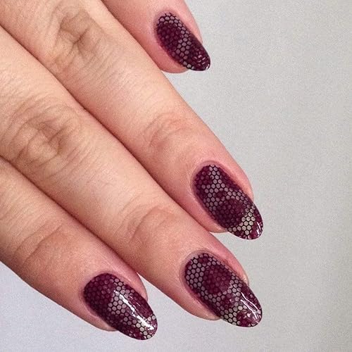 Miniatura 4 de Maniology Sweet & Sultry Nail Stamping Plate  Diseño de arte de uñas bordado y encaje, diseño de manicura atrevido y sexy, patrones de encaje DIY -