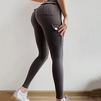 値下げ　新品ALO YOGA HIGH-WAIST CARGO LEGGING ALO YOGA High-Waist Cargo Legging - Women's - Clothing