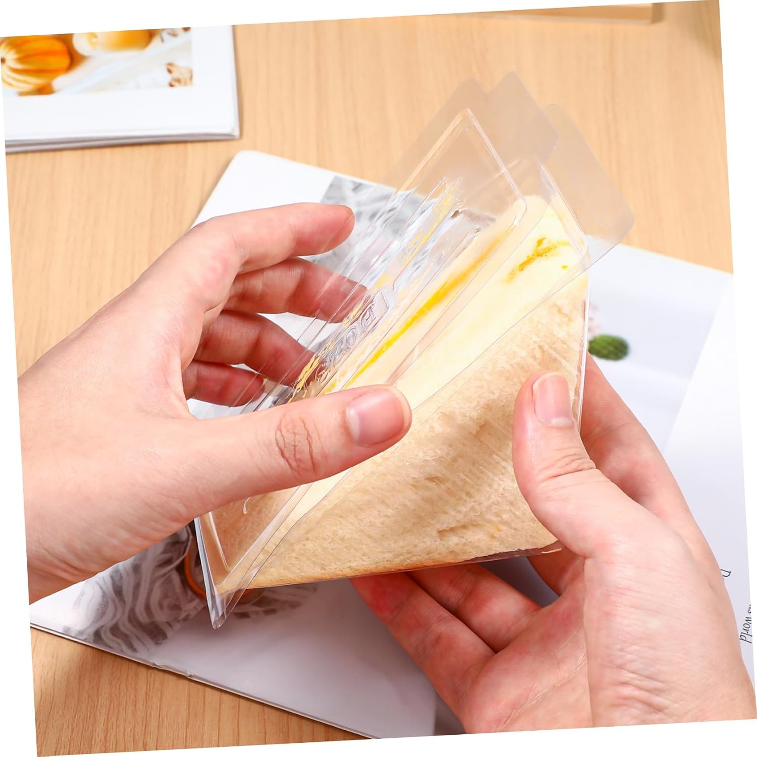 100 Pcs Packing Box Cupcake Containers Triangle Cake Container Sandwich Wrapping Boxes Cheesecake Container Donut Cookie Sandwich Containers Pasties Plastic Clamshell Slicer Bread