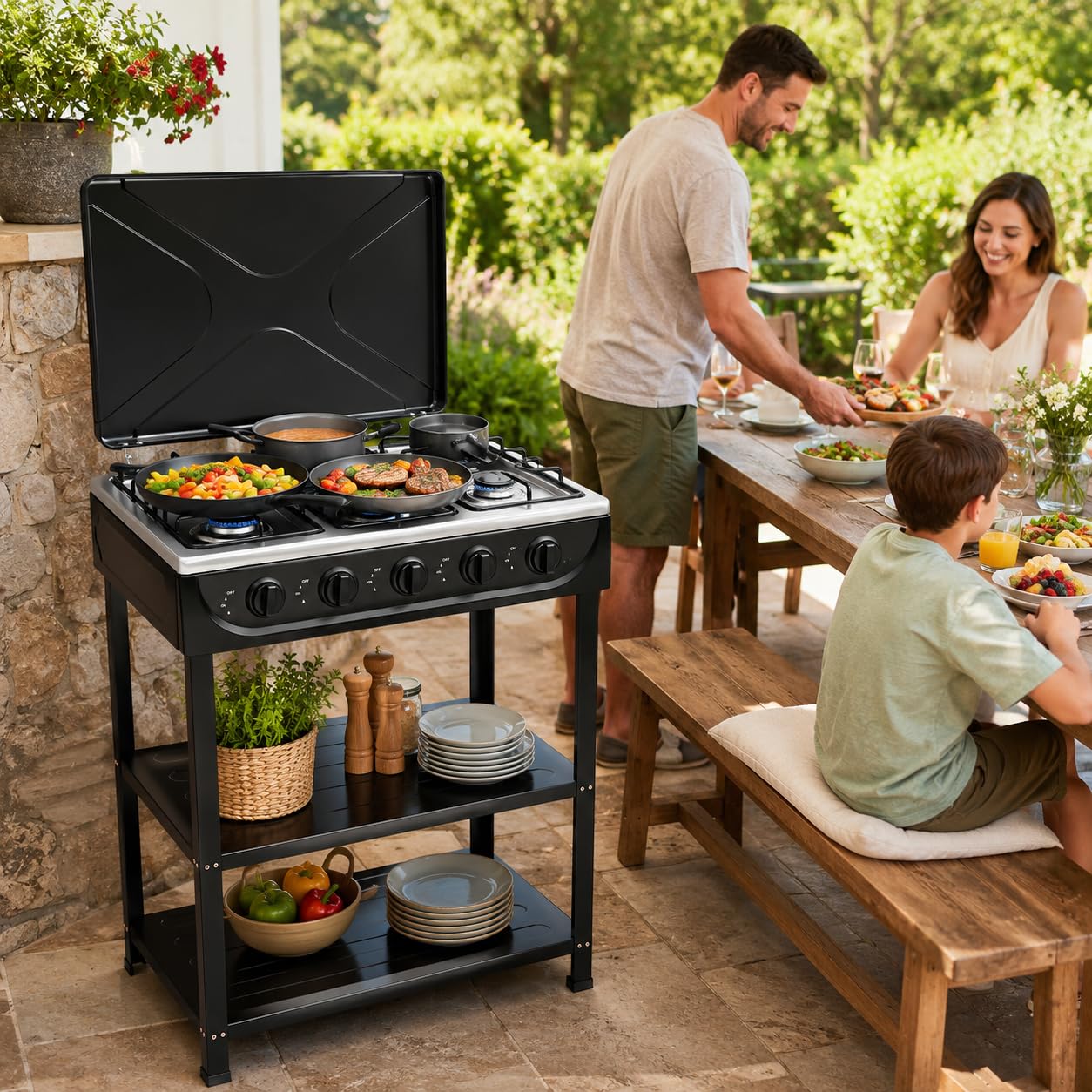 Barbecue a gas a 5 fuochi con coperchio, fornello a gas mobile per esterni, barbecue da campeggio con 2 ripiani e protezione antivento, potente barbecue a gas da tavolo da 12,5 kW, per balcone