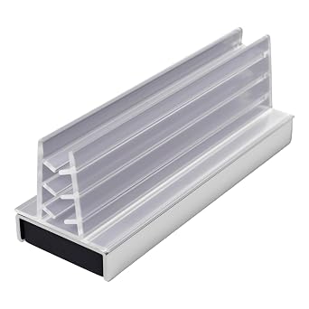 مجموعة حاملات اللافتات المغناطيسية من Master Magnetics - حاملات اللافتات المغناطيسية لإطارات الأبواب والأرفف المعدنية والسبورة البيضاء - مغناطيس قوي - حامل EZ Grip للبيع بالتجزئة - 3" L x 1" W x 0.75" H - عبوة من 25 قطعة