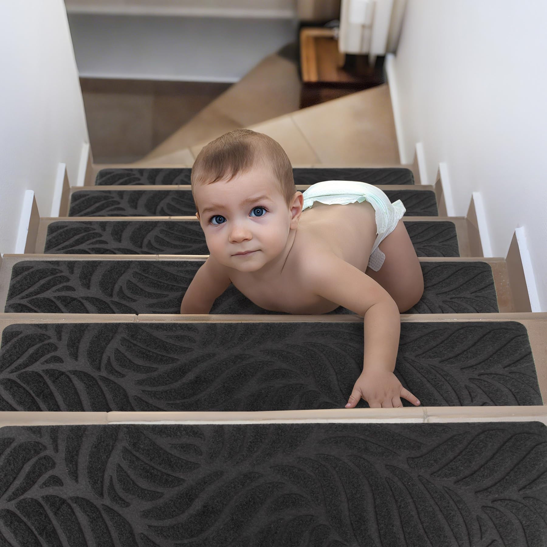 Treppenstufenmatten Selbstklebend 15 Stück, 76 x 20 cm Anti-Rutsch Stufenmatten Zuschneidbar, Rückstandsfrei Waschbar Treppenteppich für Holztreppen Innen, Sicher für Kinder Hunde Senioren(Grau Laub)
