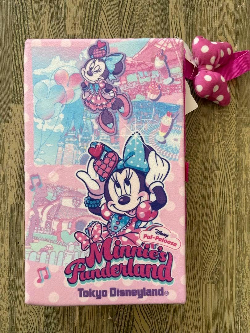 ミニー ファンダーランド ポータブルクッションディズニー