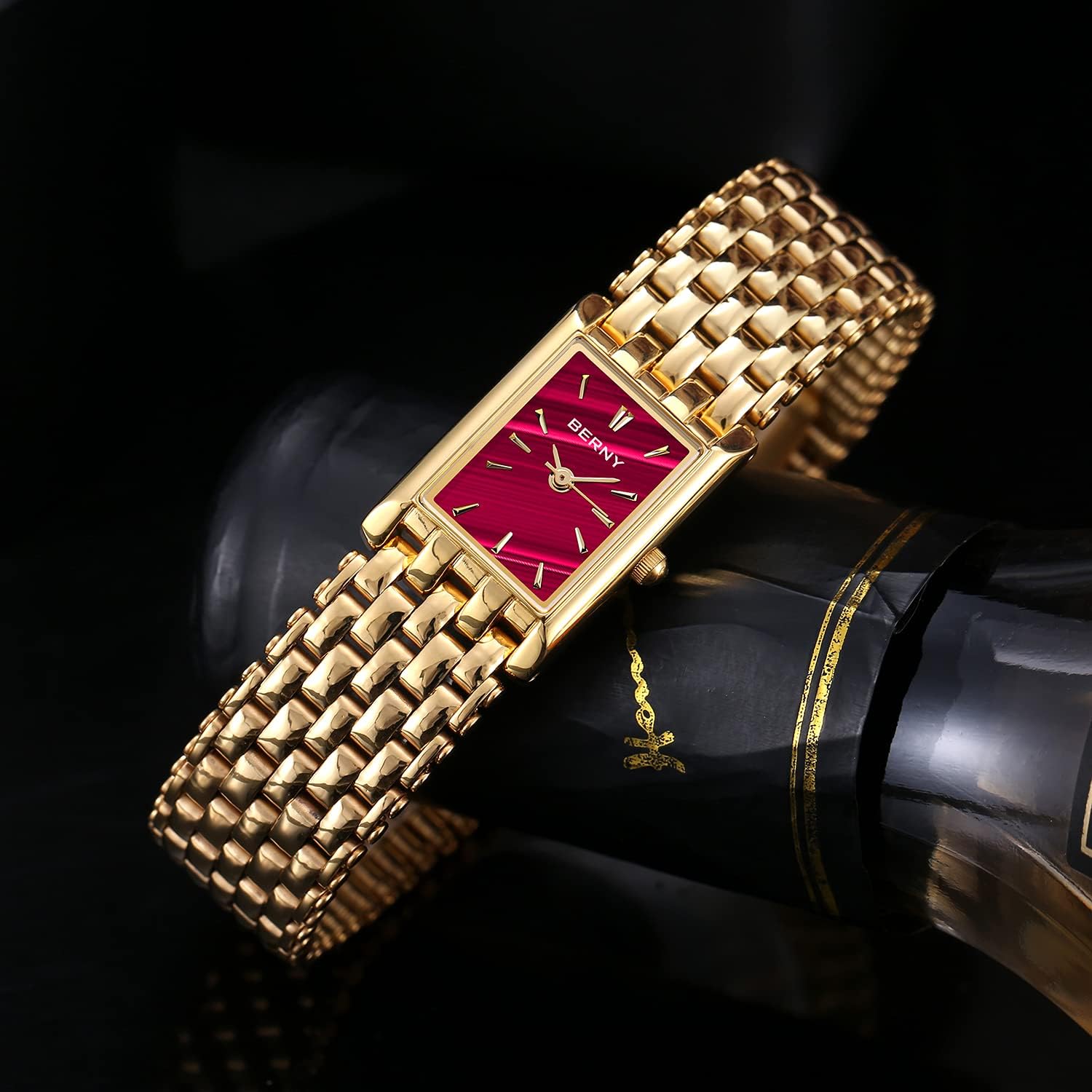 Orologi doro per le donne Aggiornati Orologi da polso al quarzo Acciaio inossidabile Band Ladies Piccolo Orologio doro di lusso Casual Fashion Bracelet Strumenti inclusi Orologi doro per le donne Aggiornati Orologi da polso al quarzo Acciaio inossidabile Band Ladies Piccolo Orologio doro di lusso Casual Fashion Bracelet Strumenti inclusi