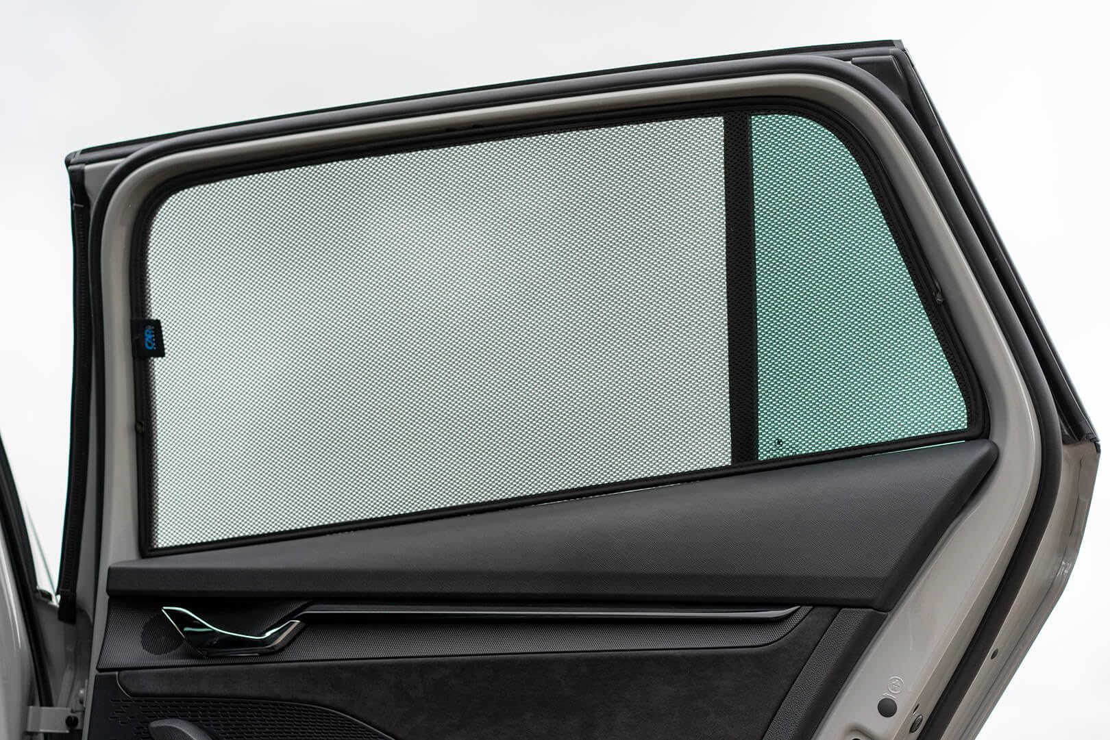 CAR SHADES zestaw (tylne drzwi boczne) kompatybilny z Skoda Octavia IV (NX5) Kombi 2020- (2-częściowy) - Dopasowane osłony przeciwsłoneczne do samochodów