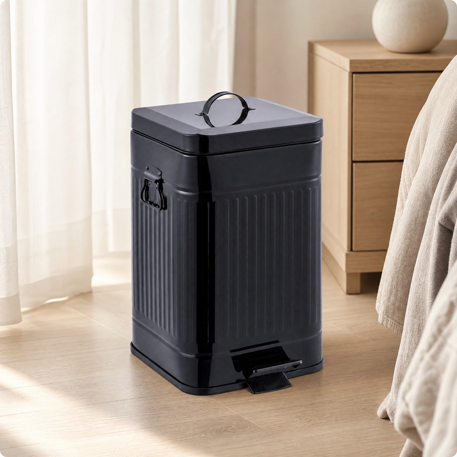 predolo Cubo 12 litros con Pedal Silencioso Cubo con Tapa Cierre Libres Barero para Baño, Dormitorio, Sala, Plateado, 12L