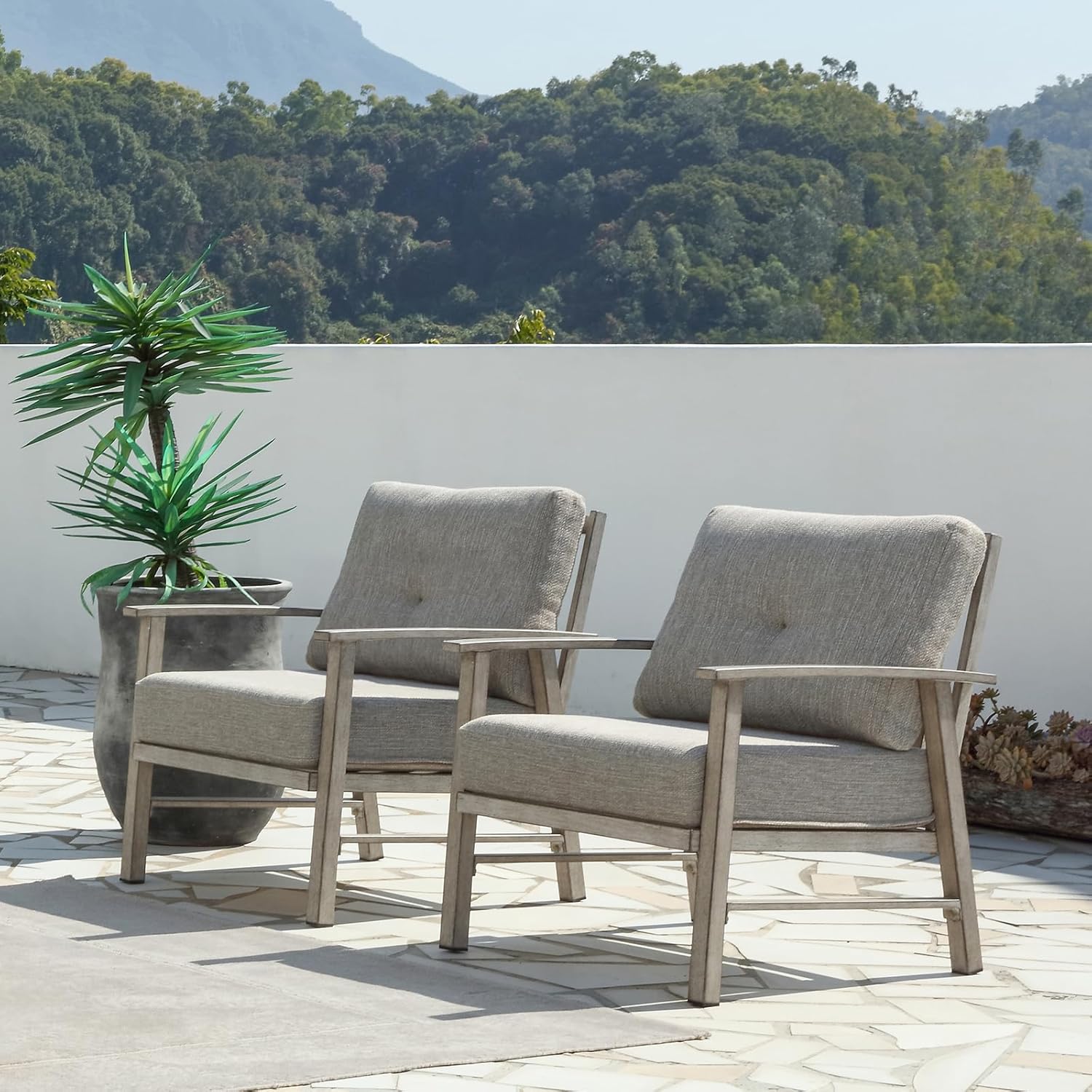 Outdoor Patio Chairs Set of 2, Outdoor Aluminum Armchair Conversation Set with Thick Cushions, 2 Pieces All Weather Patio Furniture Sofa Chairs Set for Garden, Poolside, Lawn, White Oak