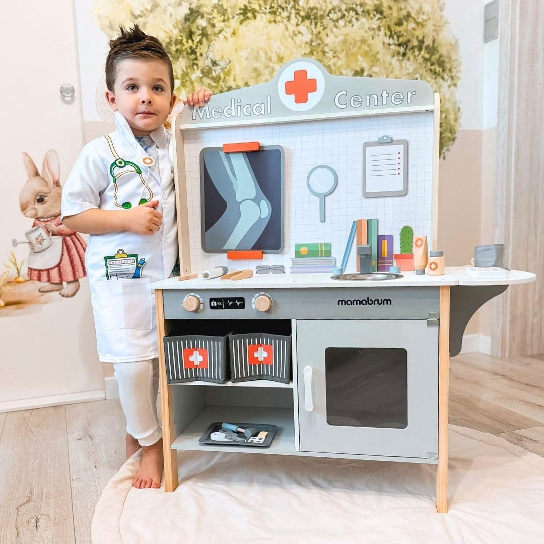 Mamabrum Armadietto dei Medicinali in Legno XXL - Set da Medico con 20 Accessori Realistici e Valigetta per Bambini