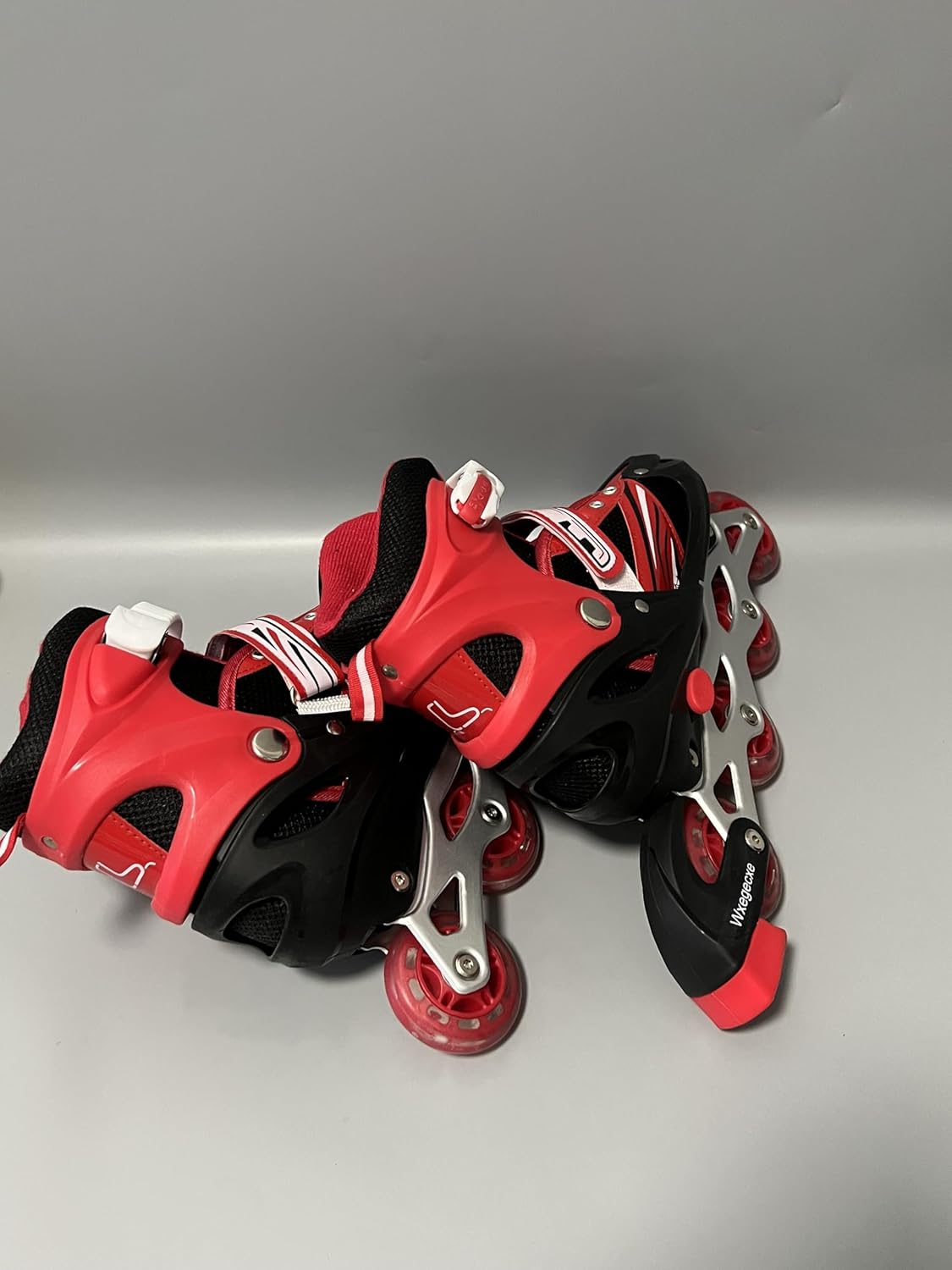 Wxegecxe Roller-Skates, Roller Skates for Adult - Adjustable Skates for Indoors & Outdoors