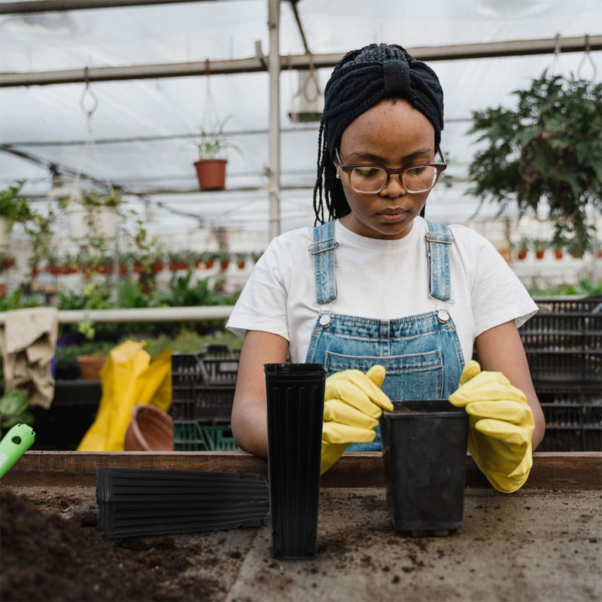 VILLCASE 60 Pièces Conteneurs de Jardin Noirs en Plastique PP Épais pour Semis Protection des Racines, Pots de Culture Multifonctionnels pour Jardin Extérieur