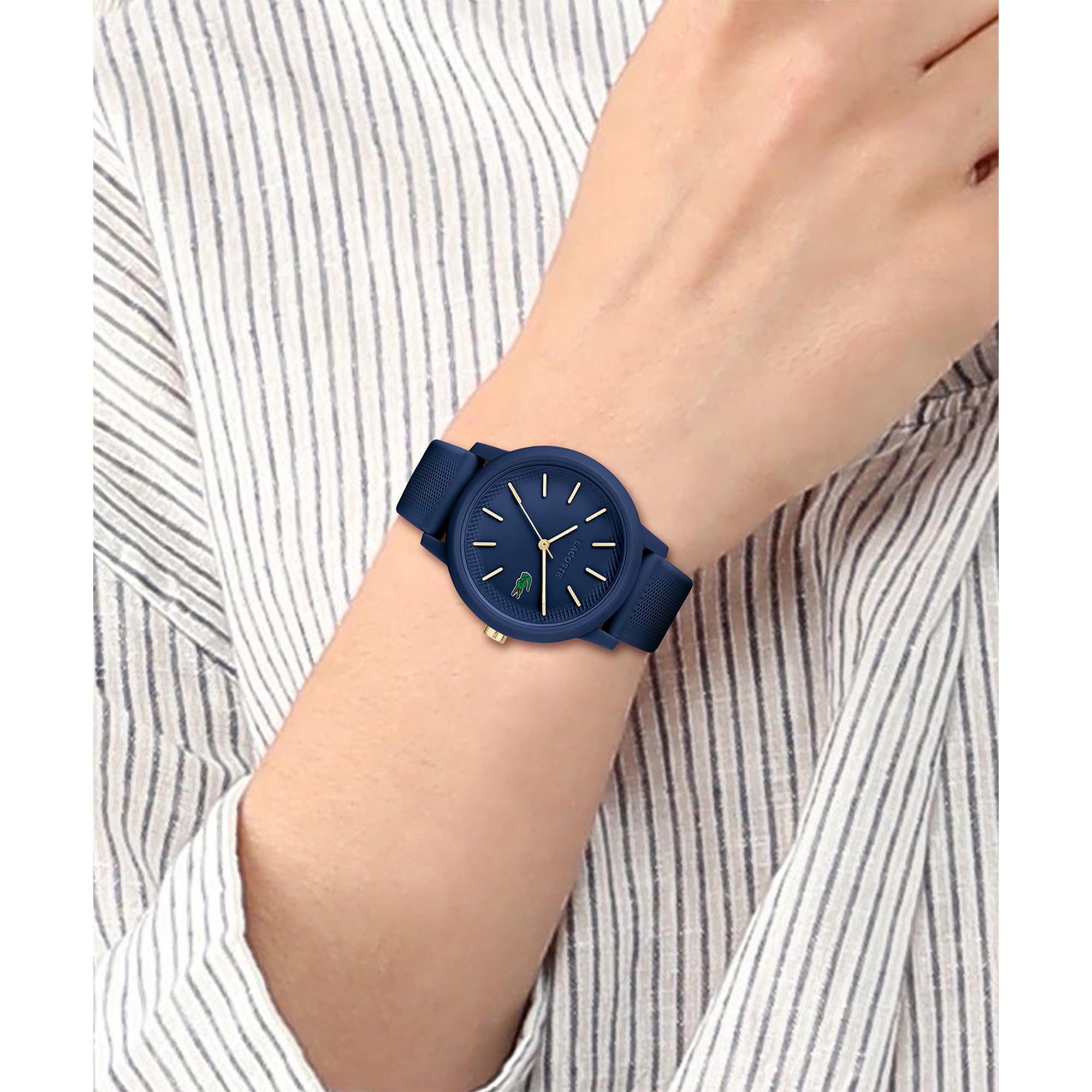 Lacoste Reloj Analógico de Cuarzo para Hombre o Mujer, con una elegante correa de silicona con textura petit piqué
