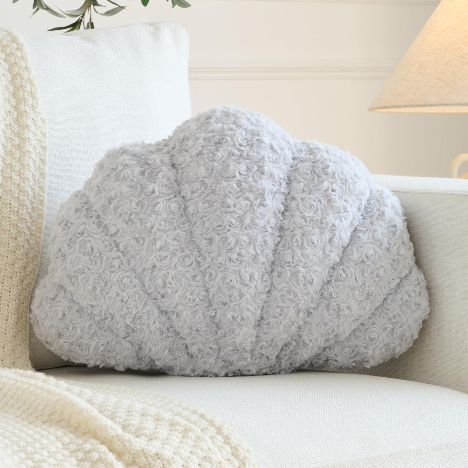 Ddliury Shell Pillow, Seashell Throw Pillow Room Decor for Couch Bed, Shell Pillows Soft Plush Pillow, Sea Shell Decorative Beach Cushion Pillows (