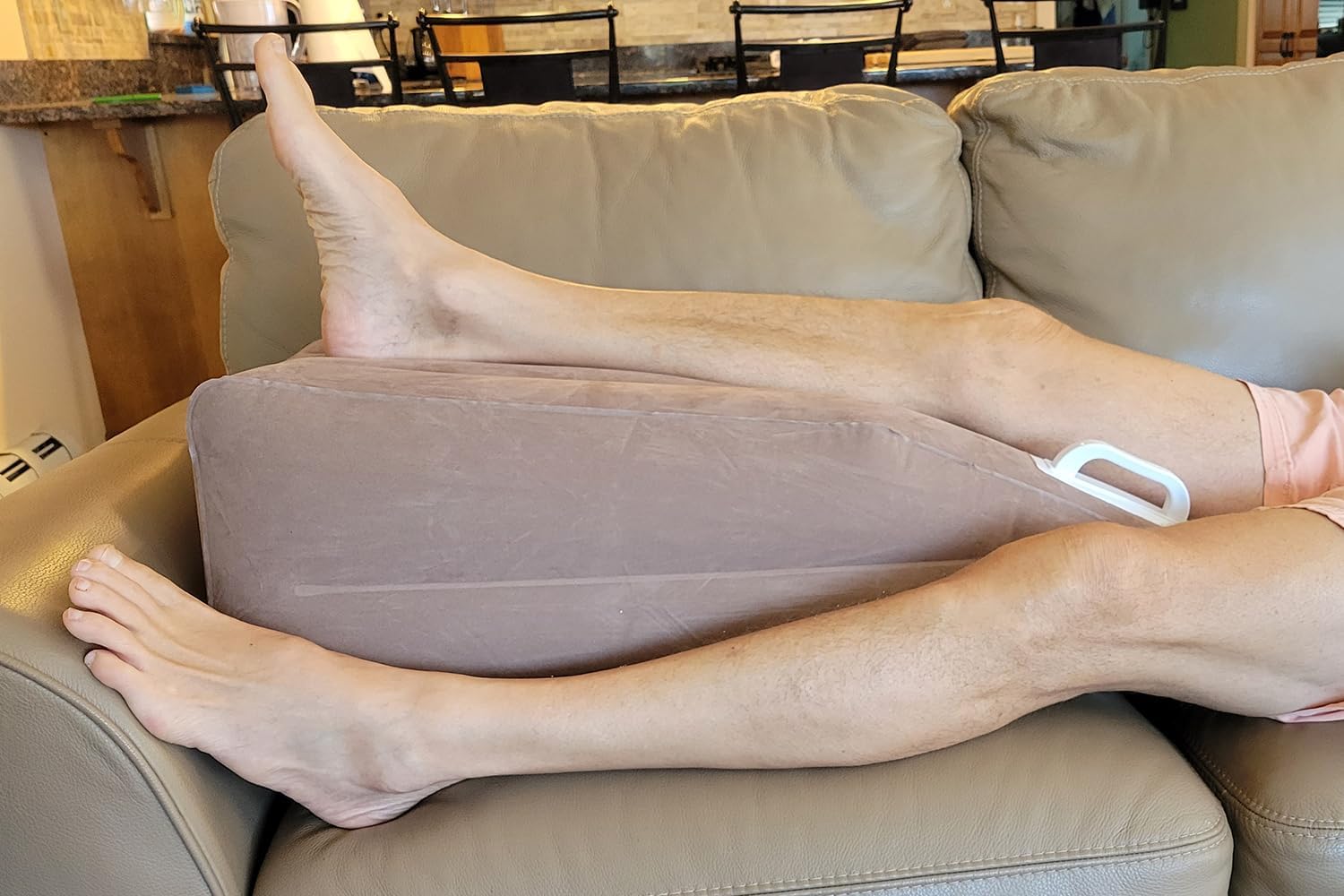 Skwoosh Inflatable Leg Elevation Pillow for Ankle, Knee and Leg Support Adjustable Cushion for Post-Surgery Recovery Companion
