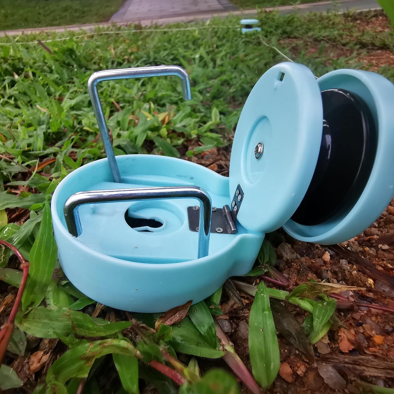 4 Pulley Accessories Sets Includes 4 Non-Motorized Wheels, 4 Washable & Reusable Suction Cups, And 8 Ground Stakes.Indoor And Outdoor Use Pulley Set For Cat Lure Course For Dogs Kits Dog Chase Toy