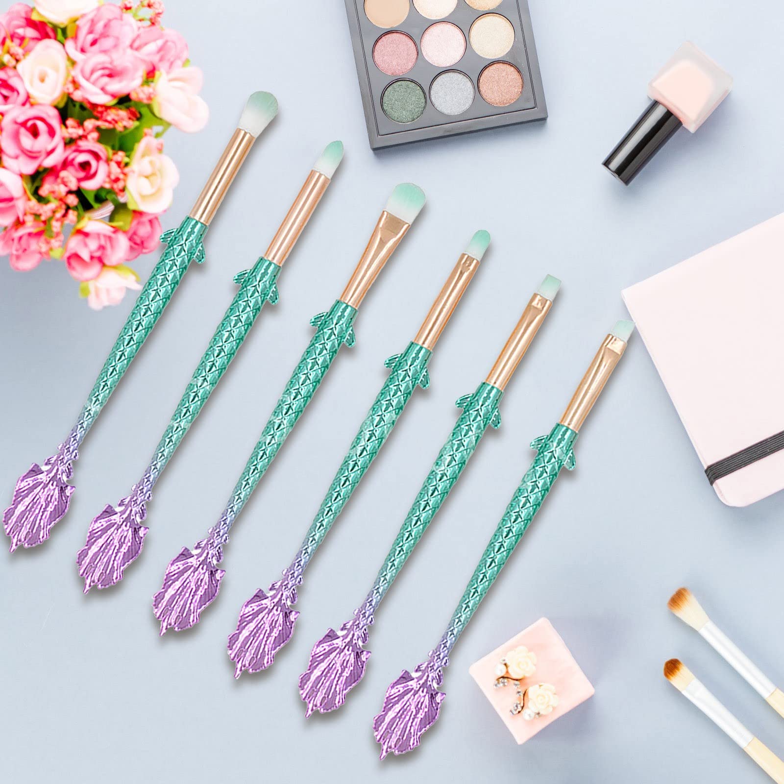 Pennelli per Il Trucco degli Occhi 6 pennelli per ombretto Set di pennelli per Il Trucco con setole Sintetiche morbide per sfumare ombretti Sopracciglia Eyeliner