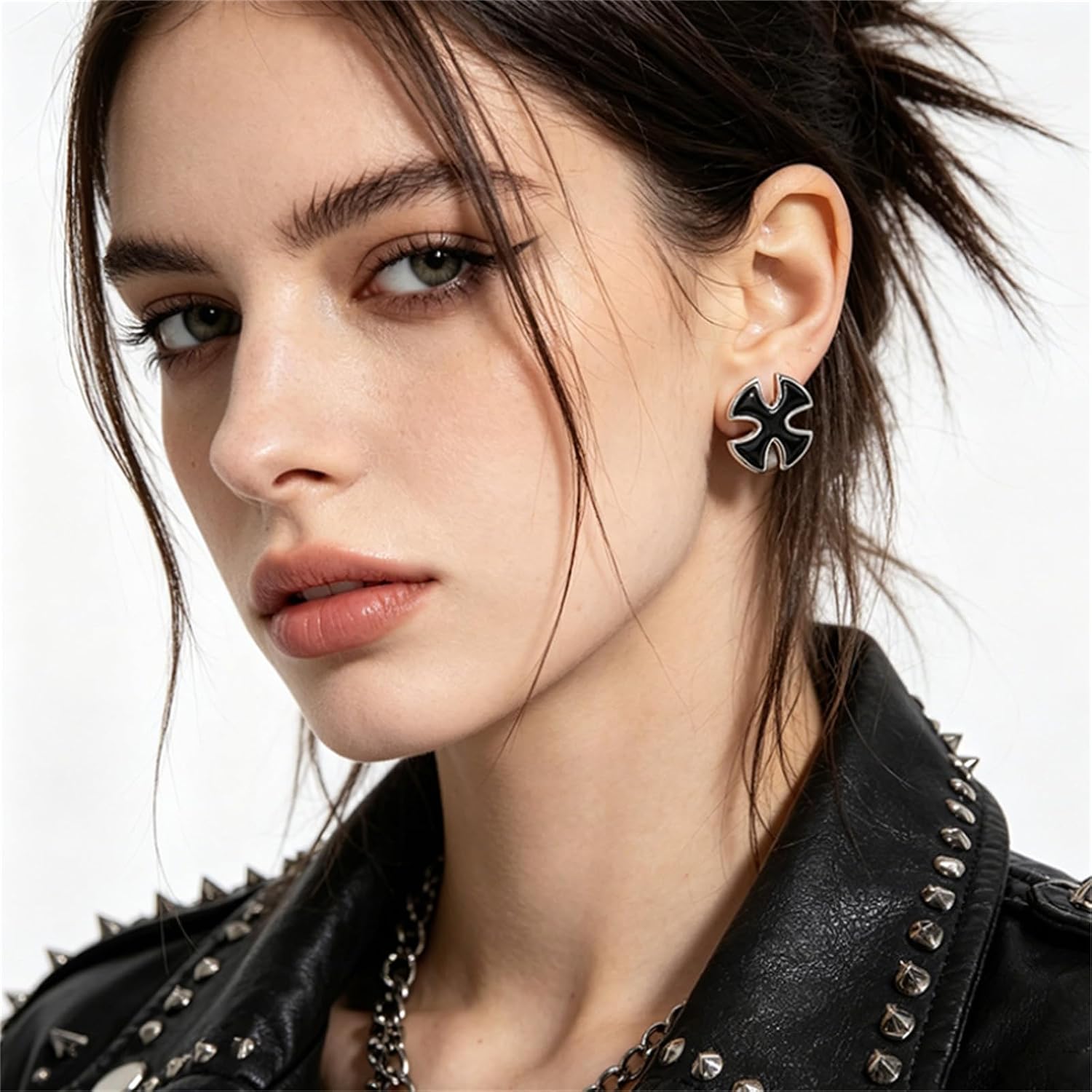6Pairs Halloween Earrings Set for Women Gothic Punk Vampire Skeleton Bat Spider Silver Earrings Halloween Cosplay Party Jewelry Accessories image 4