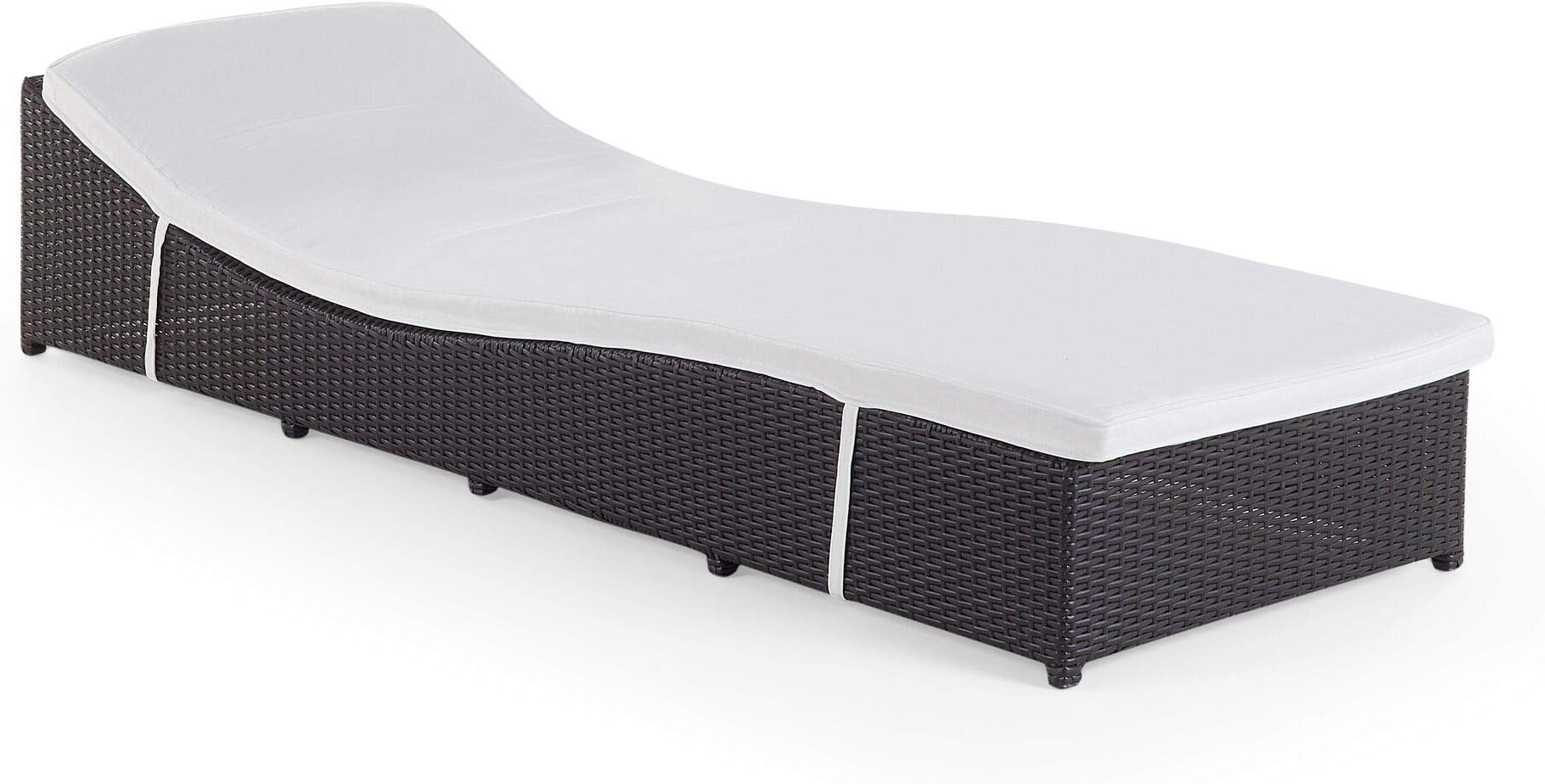 Velago Fiala Wicker Outdoor Sun Lounger