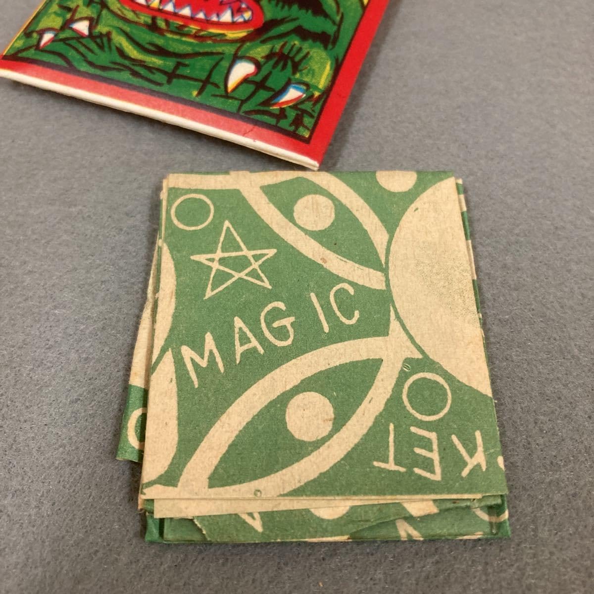 Amazon | 昭和レトロ ポケットマジック 2個 絵変わり玩具 1960年代