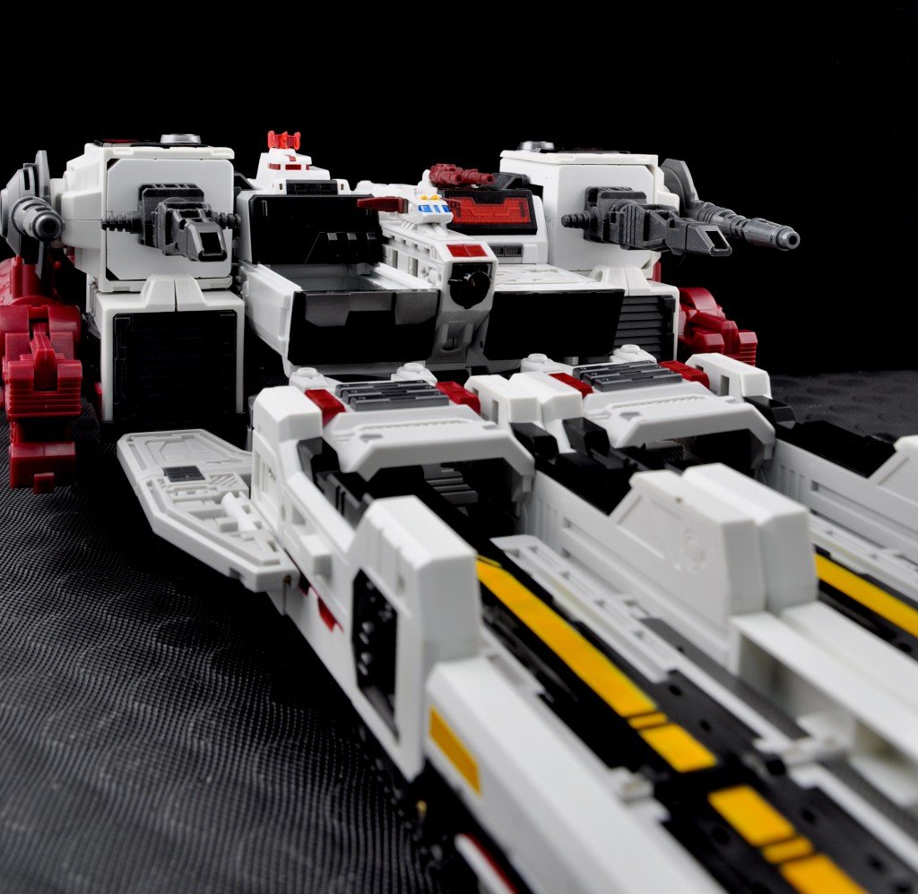 Utopia出品 UTOPIA UTOPIA パンツ | パンツ ブラック レディース | YOOX