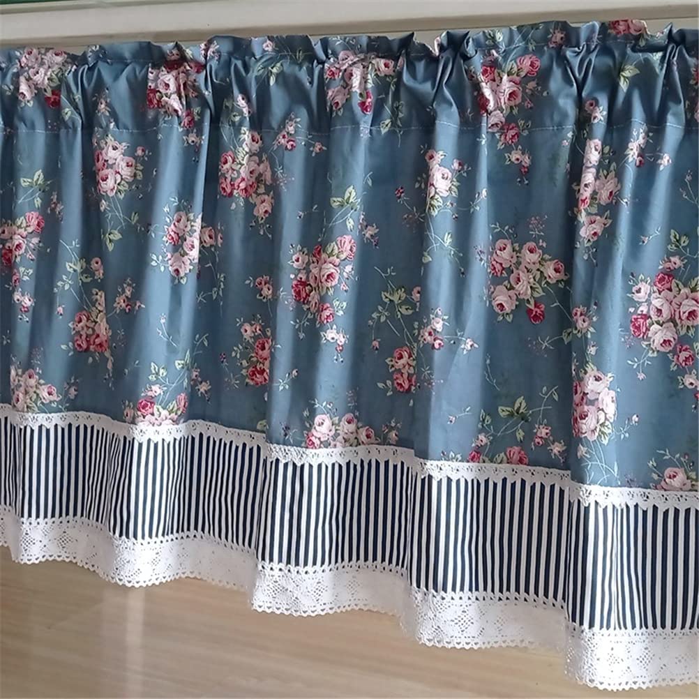 Cortina de cocina floral azul ideal para tapar vistas exteriores sin perder claridad solar