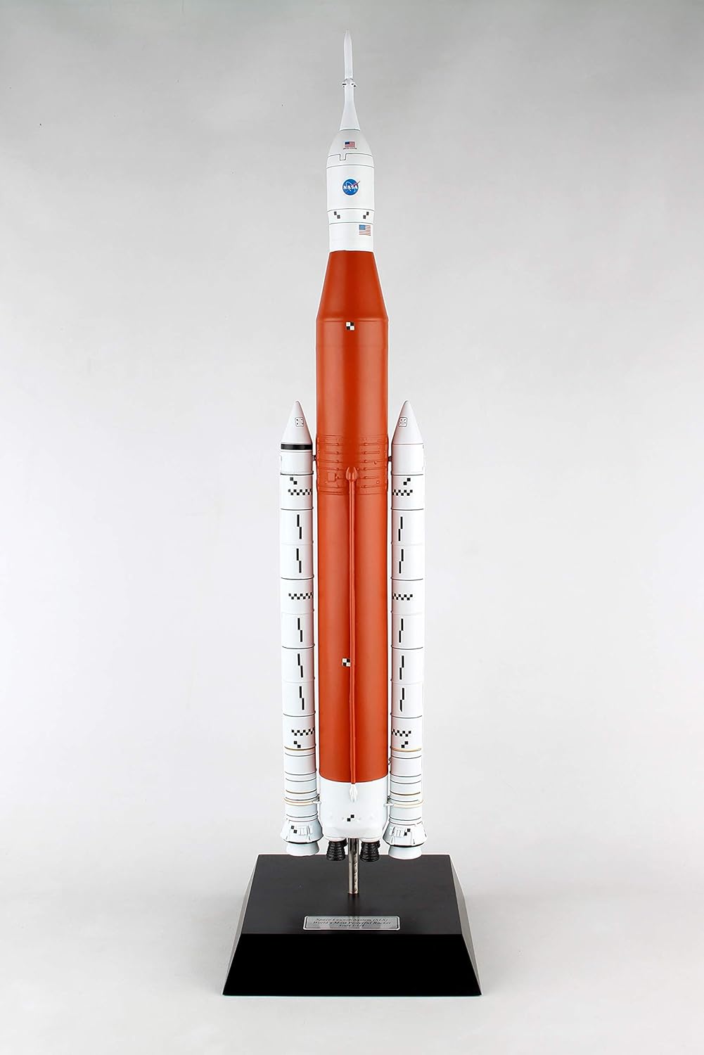 Amazon.com: Daron Space Executive Series Launch System 1/144 Display ...