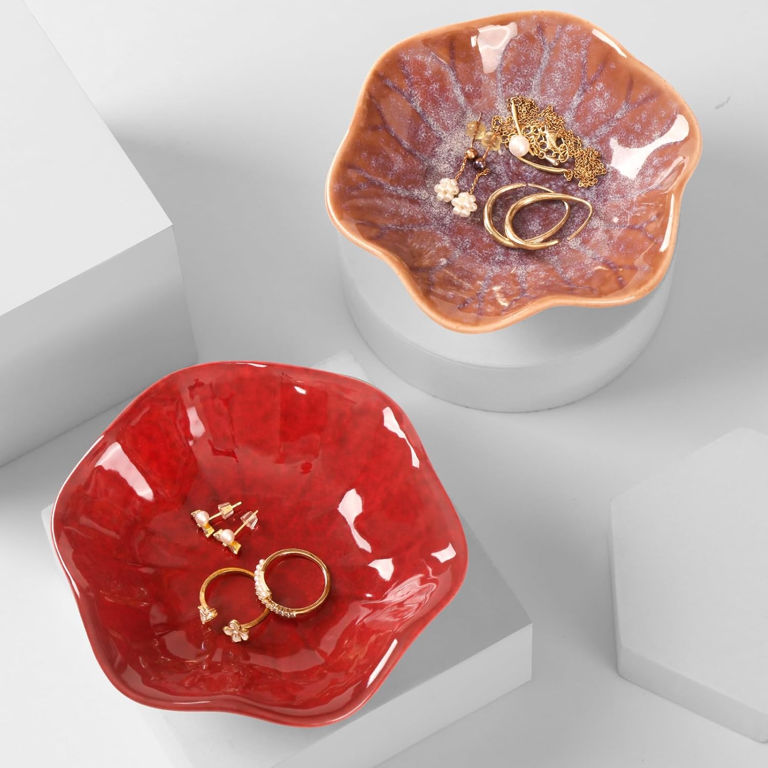 Ceramic Jewelry Dish Set of 2, Rich Red & Purple Petal Trinket Tray Set, Lotus Leaf-Shaped Trinket Tray and Ring Holder, Decorative Key Bowl, Elegant Home Decor Accent Piece (Red+Purple)