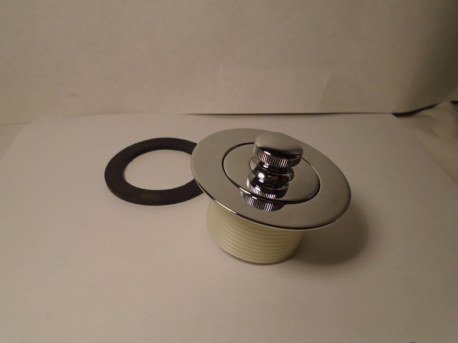 NEW MONOGRAM BRASS MB132953 TUB DRAIN LIFT CHROME PLATED, 11/2`` & 11