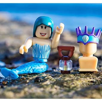 Roblox Celebrity Collection - Neverland Lagoon: Crown Collector + Royale High School: Enchantress Two Figure Pack [Includes 2 Exclusive Virtual Items]