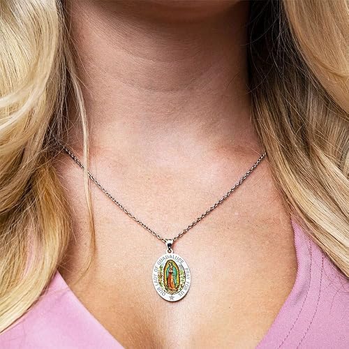 Miniatura 2 de PicturesOnGoldcom Medalla religiosa ovalada de Nuestra Señora de Guadalupe en plata de ley y oro de 10 quilates o 14 quilates