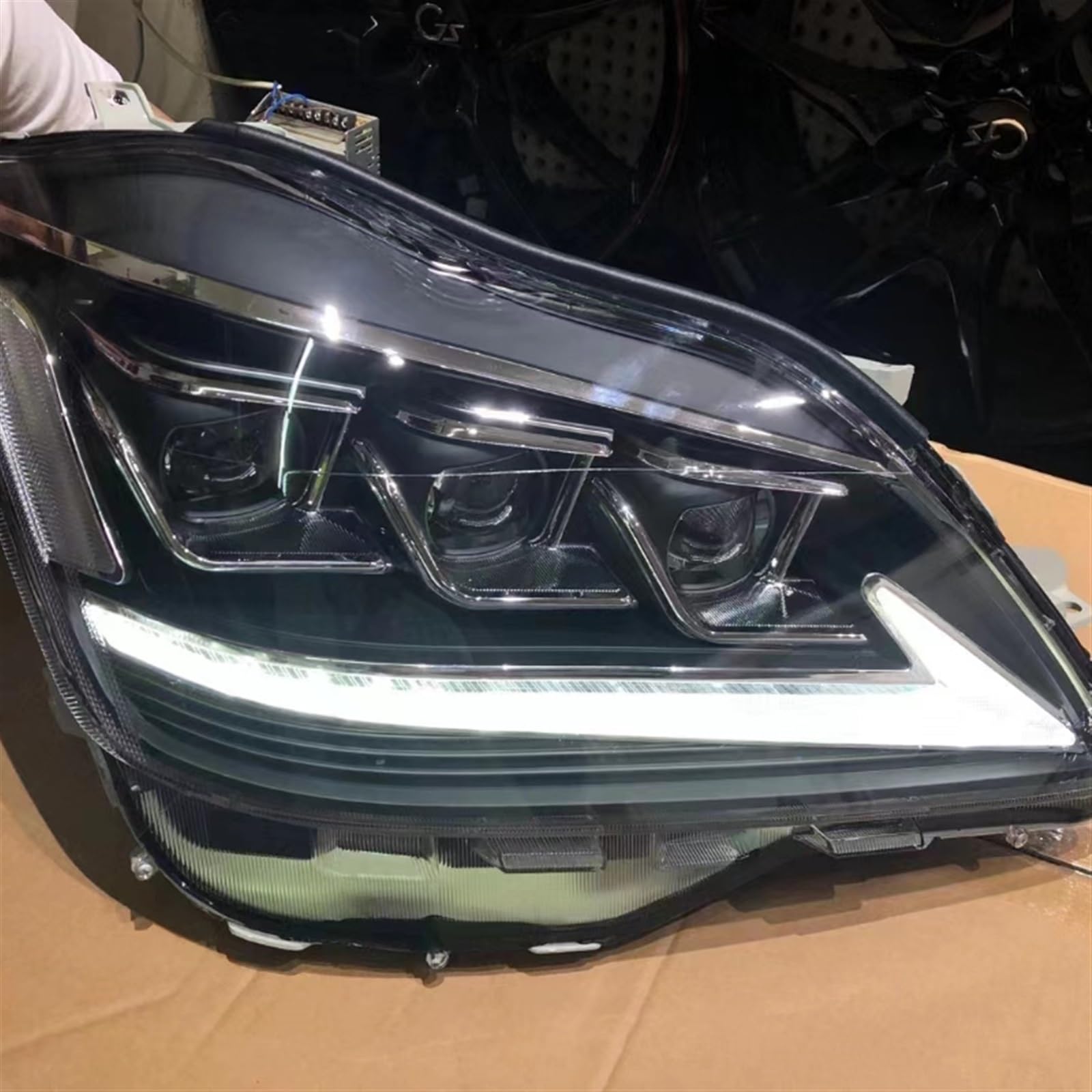 Amazon | 1 ペア車のライト部品互換性クラウン 2003-2007 GRS180