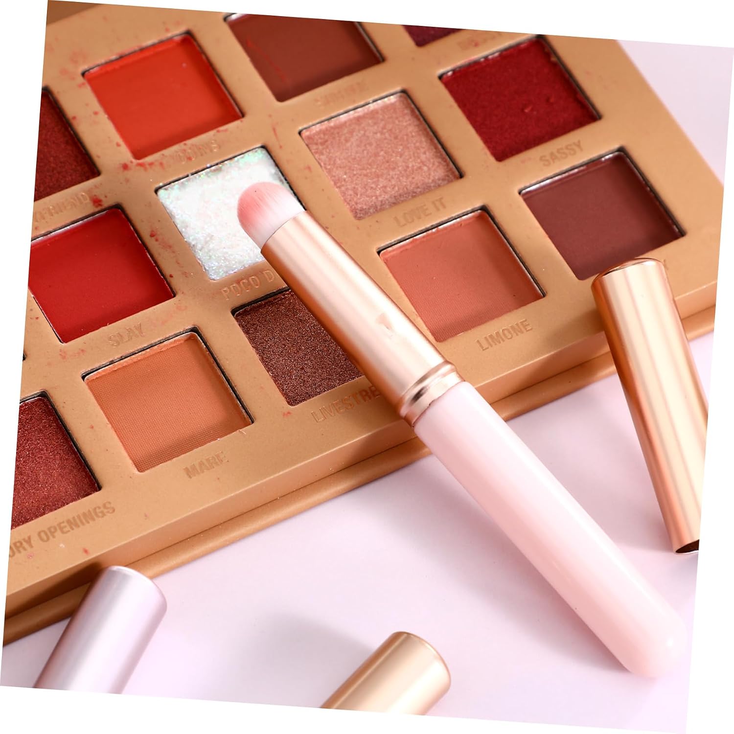 3pcs Concealer Brushes Caps Soft Synthetic Makeup Applicator for Women for Liquid Concealers for Precise Application and Portability