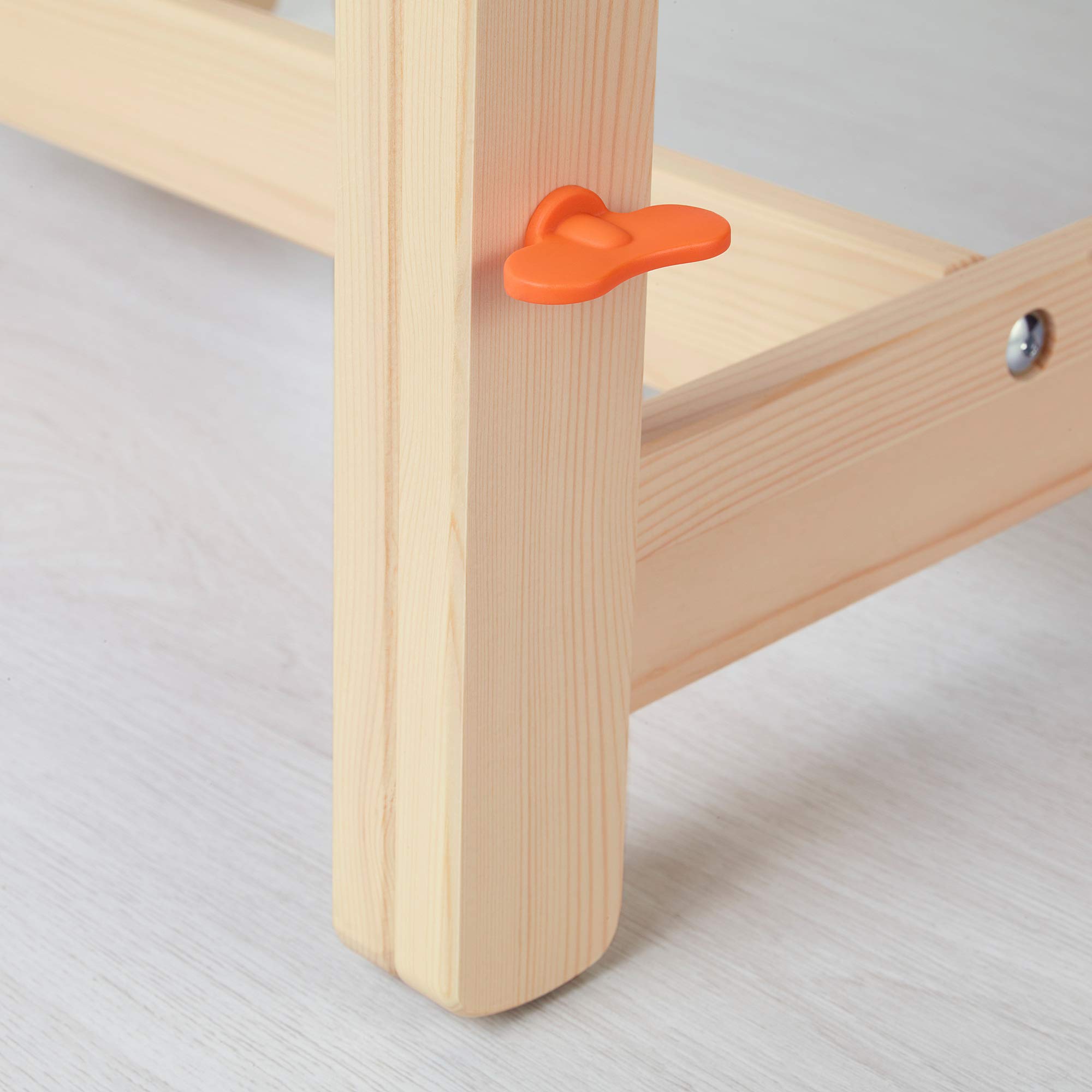 Ikea FLISAT Banc pour enfant, peut être utilisé comme siège pendant plusieurs années car il dispose de trois réglages de hauteur, réglable