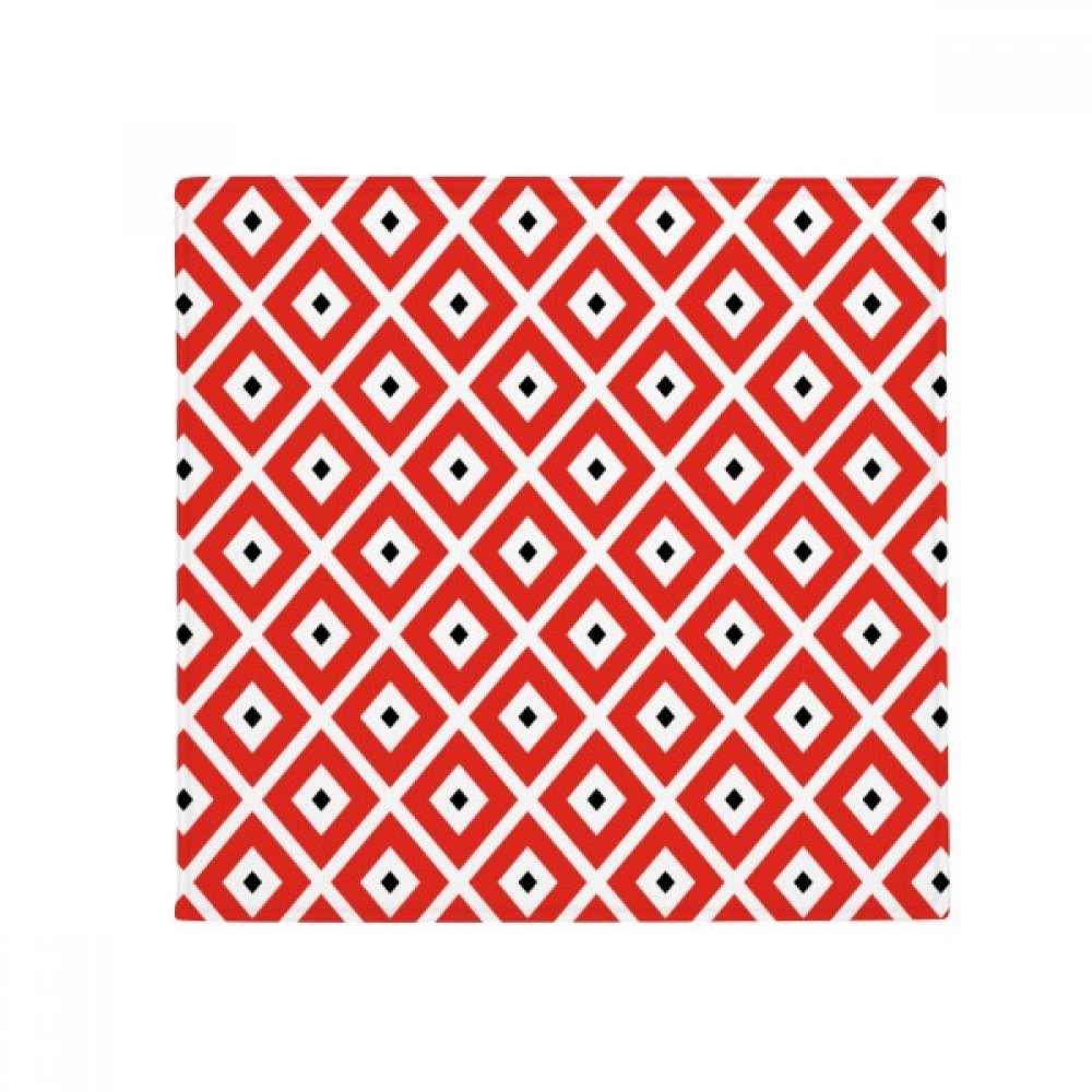Tapis anti-slip géométrique rouge pour sécuriser la salle de bain et la cuisine