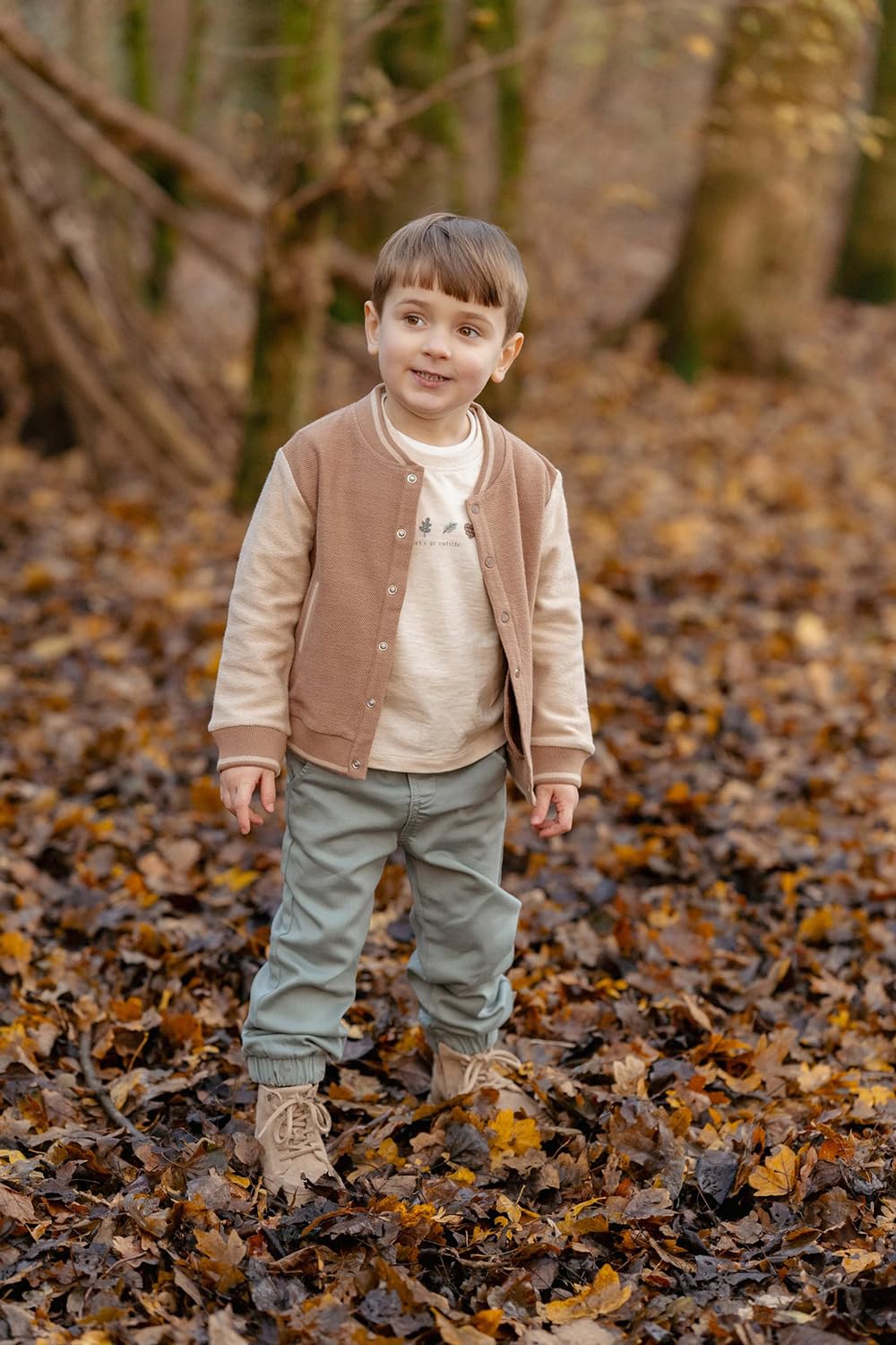 Little Dutch Cardigan Strickjacke College Jacke - mit Druckknöpfen - für Jungen - Baumwolle - Forest Friends Taupe braun (Gr. 74)