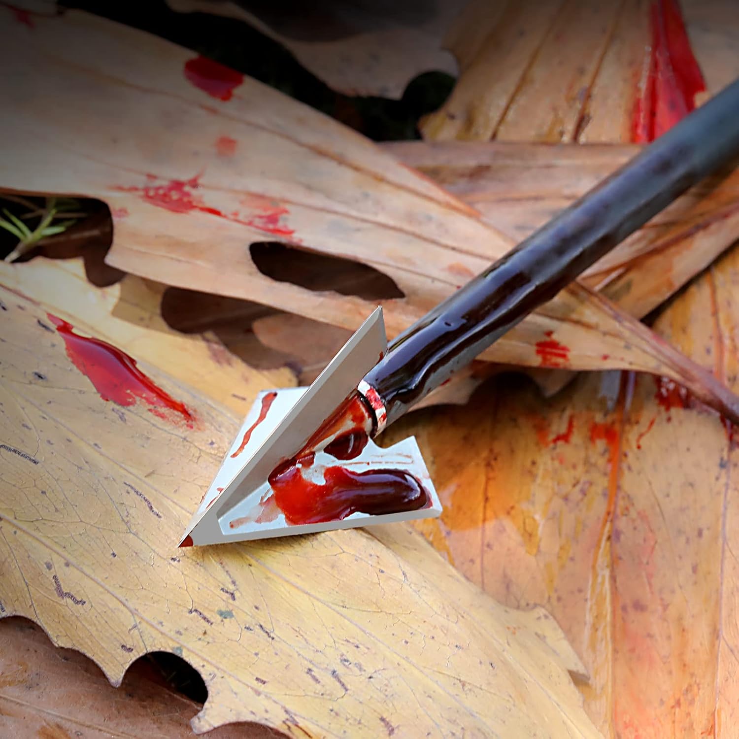 DEEPOWER 6 Pack 31 inch 100% Carbon Arrows with Fixed Blade Broadhead and Lighted Nocks for Compound Bow and Recurve Bow Shaft Spine 300/350/400/500