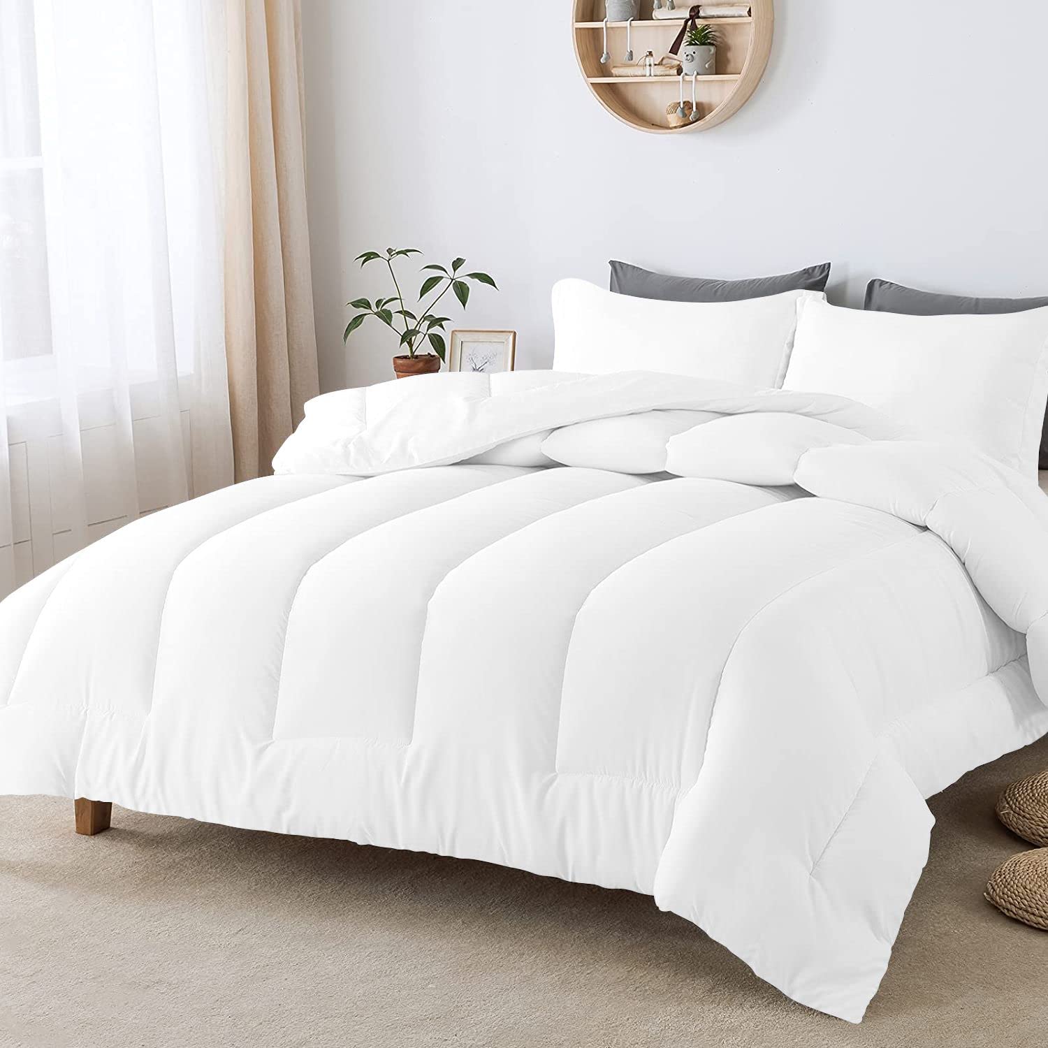 Tony's Textiles 3 Piece Straight Line Pattern Comforter Set Premium Super Soft 600 GSM All Season | 1000 Thread Count | 100% Egyptian Cotton - King/California King Size, White Color