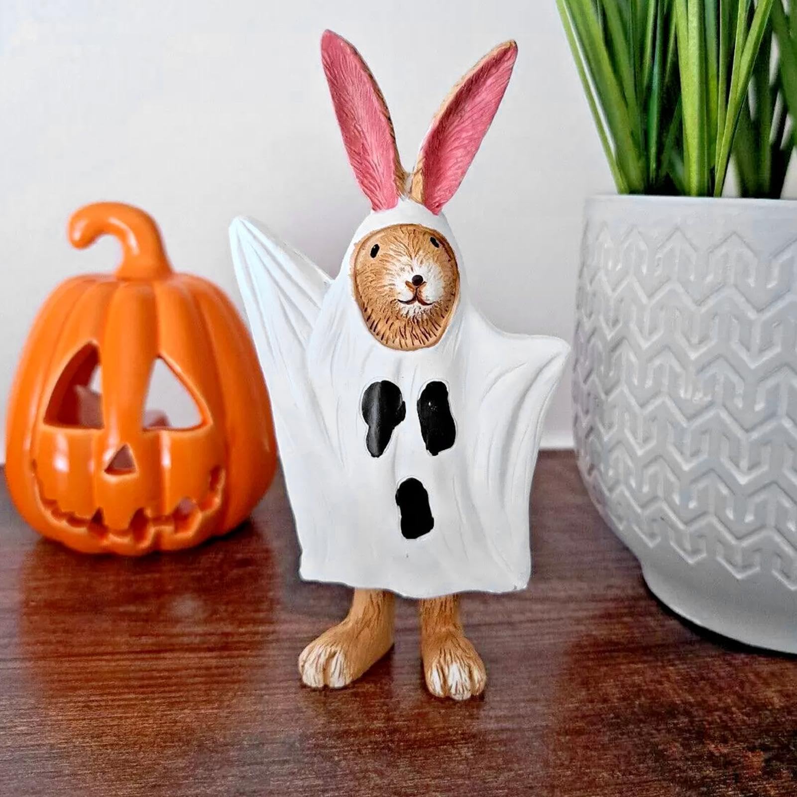 Duroecsain Halloween Ghost Rabbit Statue Horror Resin Ghost Rabbit