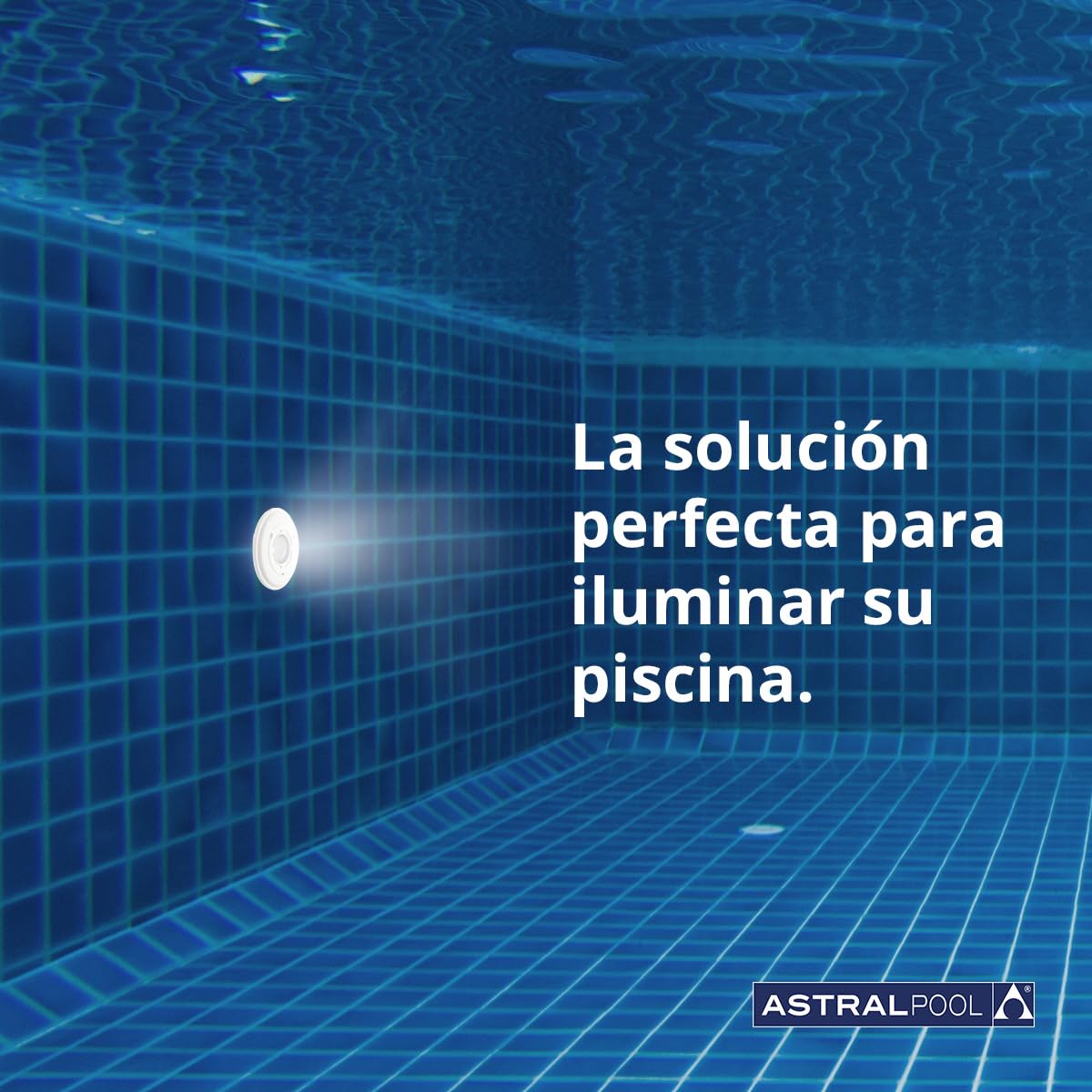 Astralpool Proyector Mini LED Sumergible Luz Blanca para Piscina 76680 - Montado en Nicho - 4W (6 VA) - Bajo Consumo de Energía - Hasta 50,000 Horas