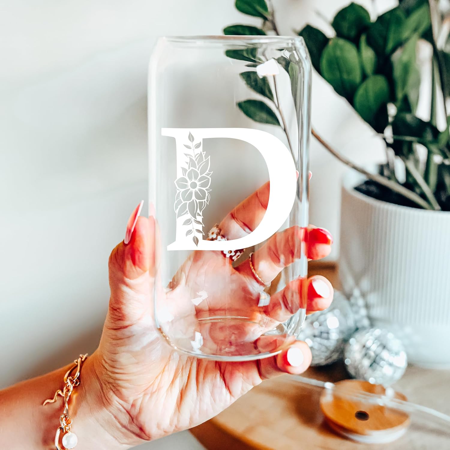 Personalized Gifts for Women, Monogrammed Glass Cups with Lids and Straws, Custom Tumbler, Cute Customized Mug, Aesthetic Stuff, Initial Iced Coffee Cup, Drinking Glasses, Birthday Teacher Gifts, E - Image 6